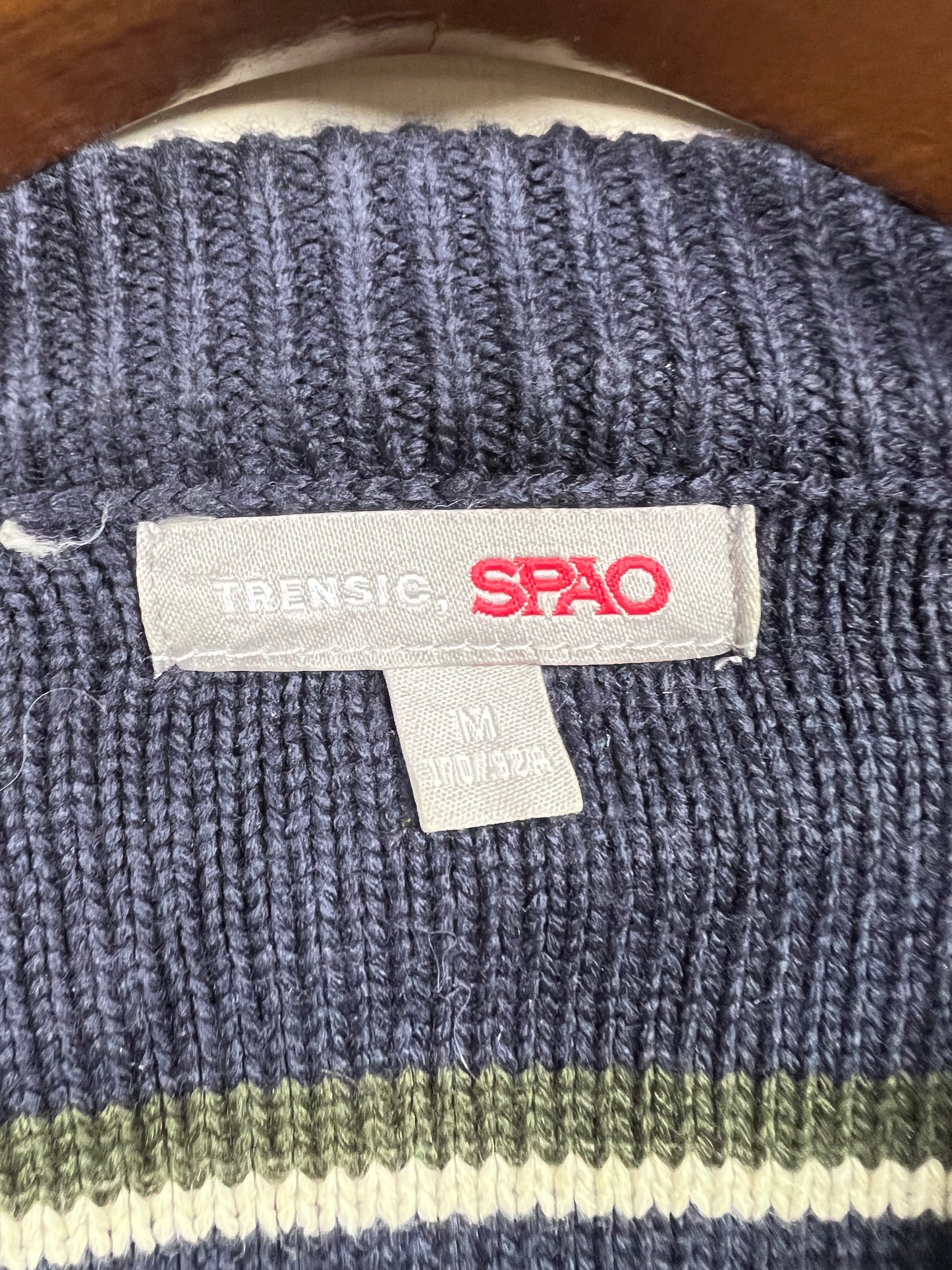 Spao Knitted Sweater (Medium-Large)