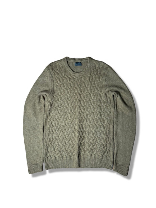 R Essential Cable Knit Wool Sweater (Small-Medium)