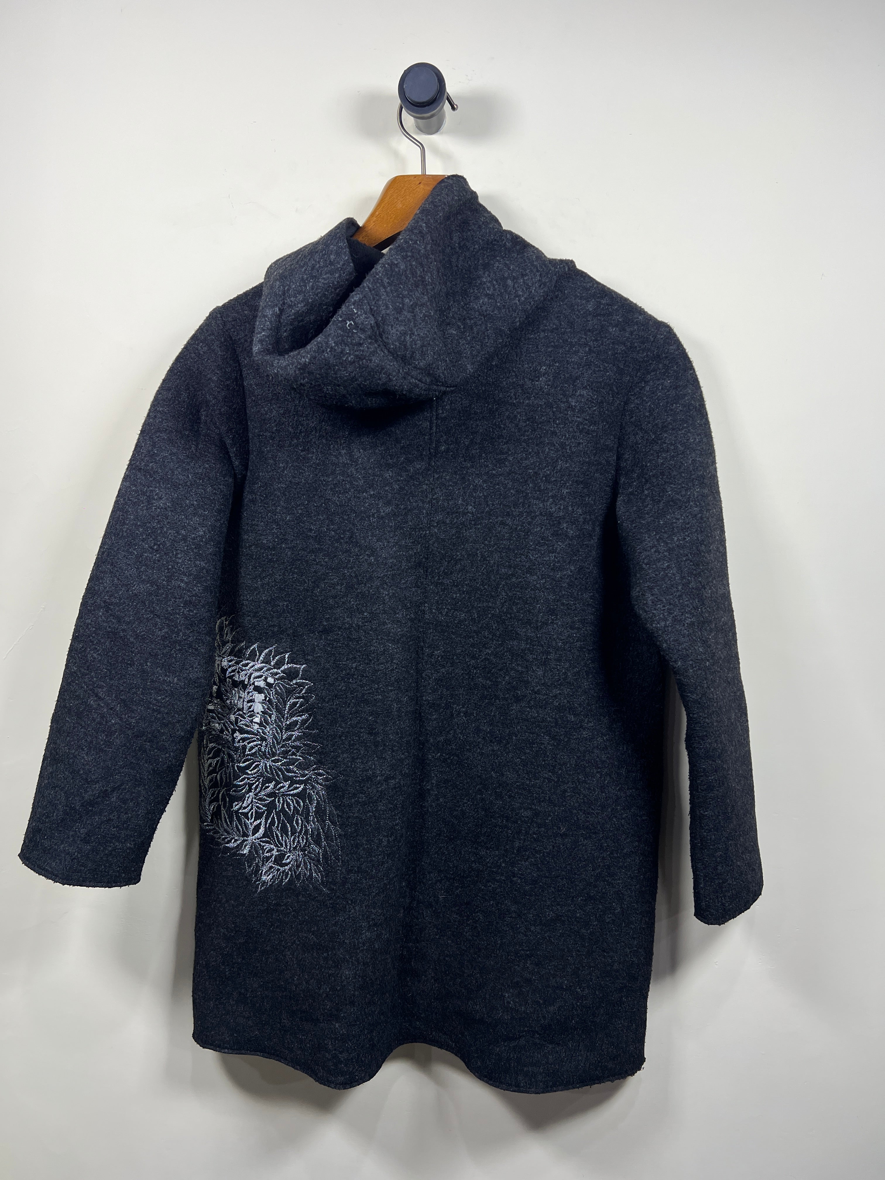 Wool Long Coat (Women) (Large/X-Large)