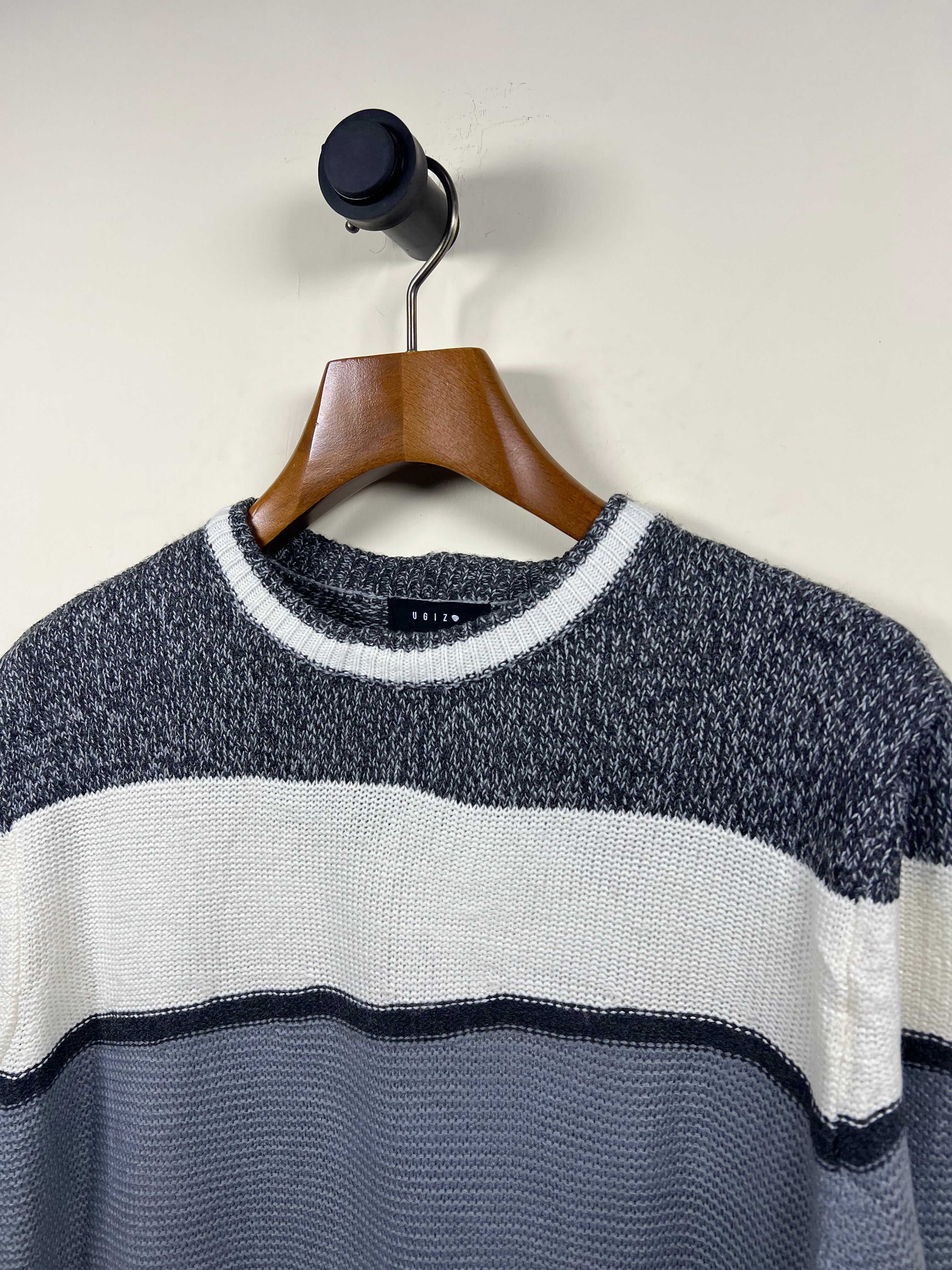 Ugiz Lambswool Knitted Sweater (Medium)