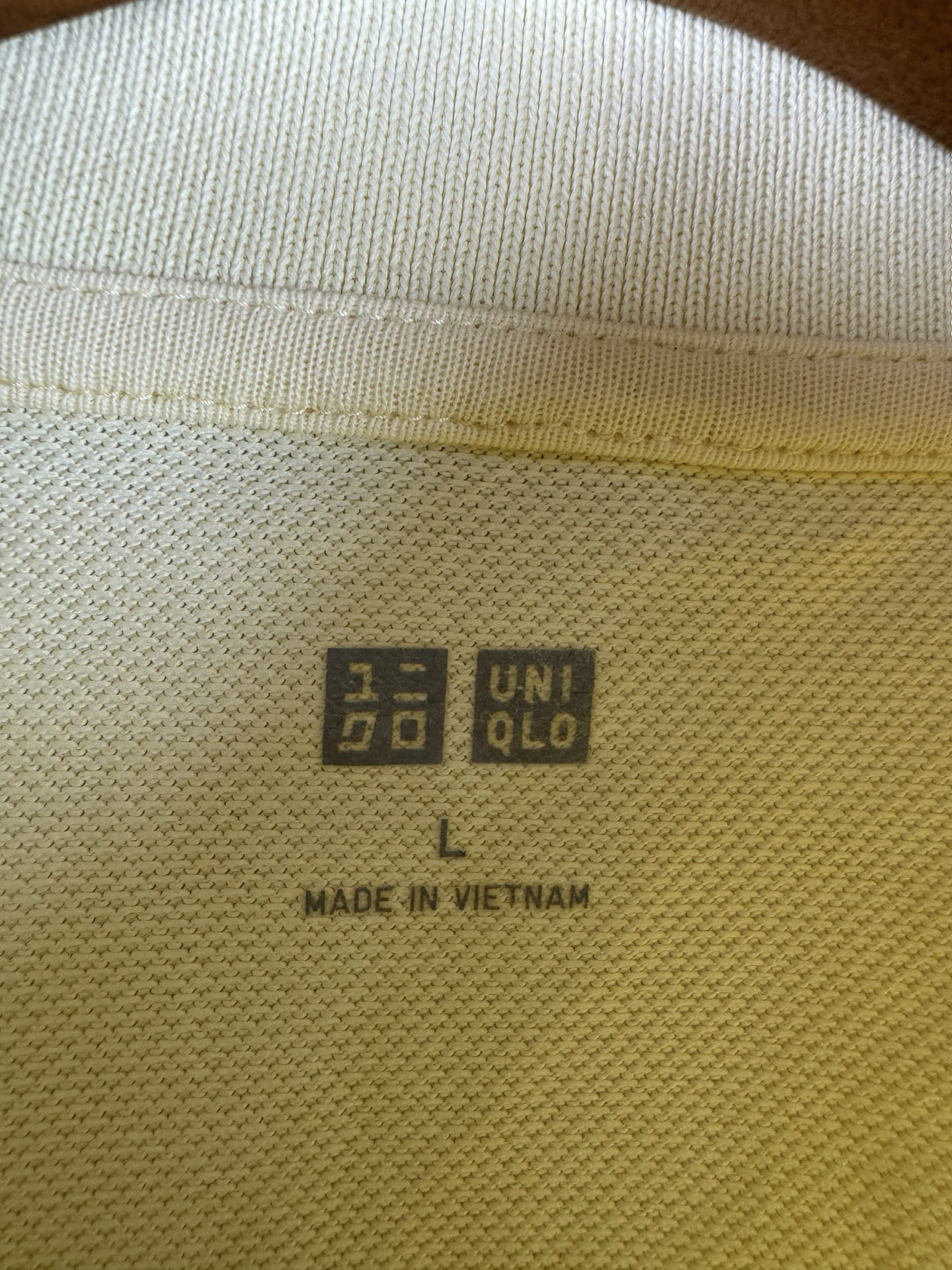 Uniqlo Polo (Medium)