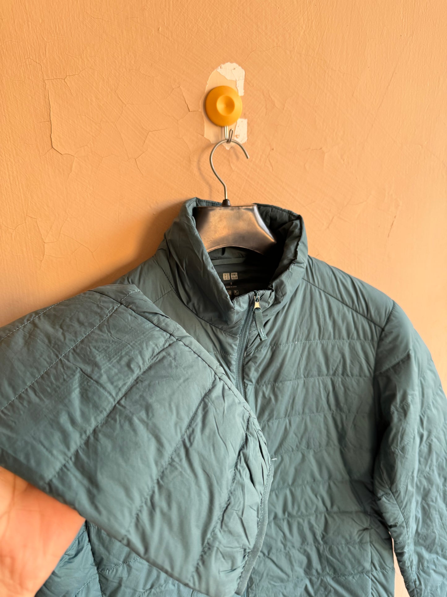 Uniqlo Puffer Jacket (Small-Medium)