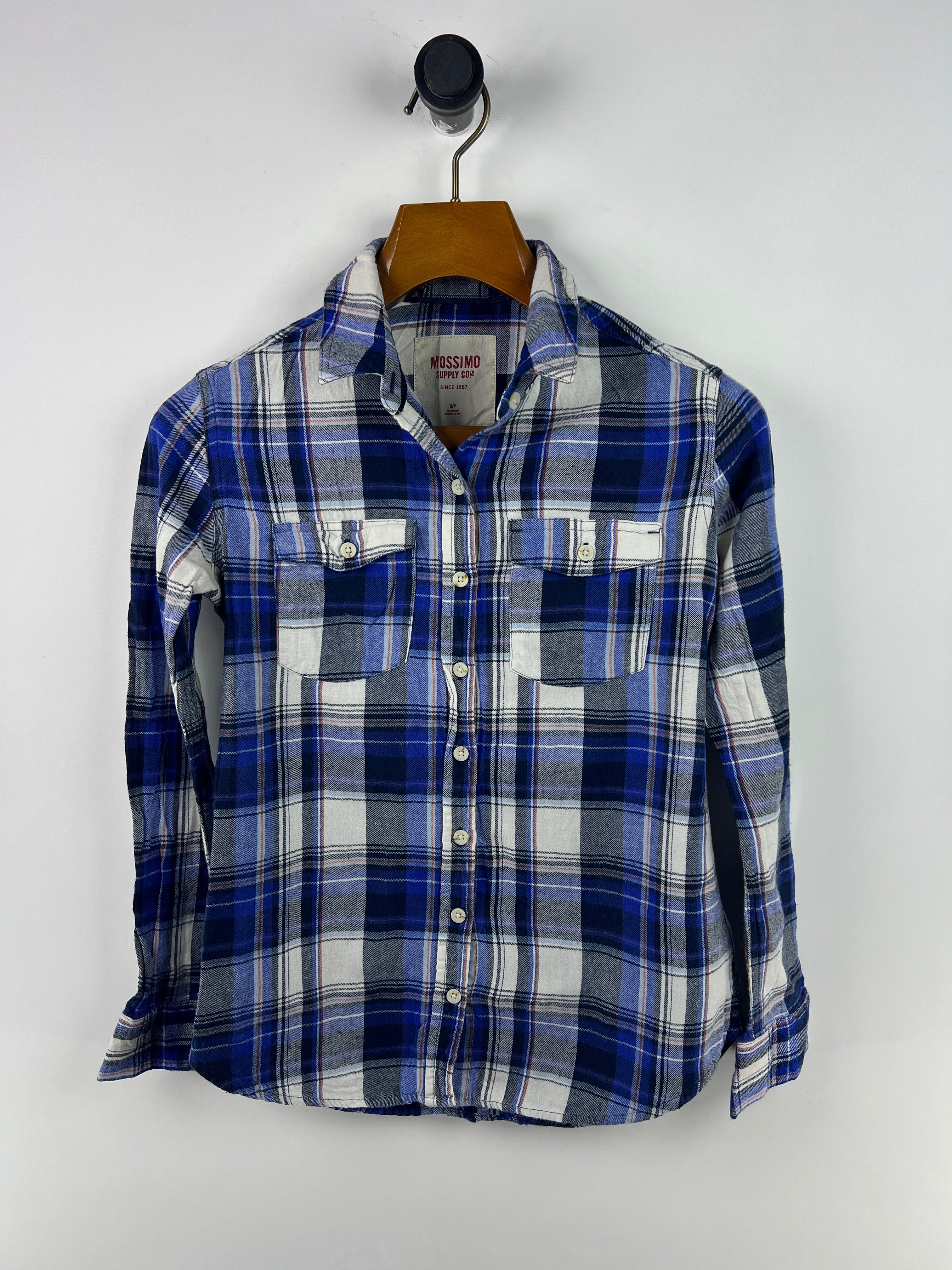 Mossimo Shirt (Women) (Small-Medium)