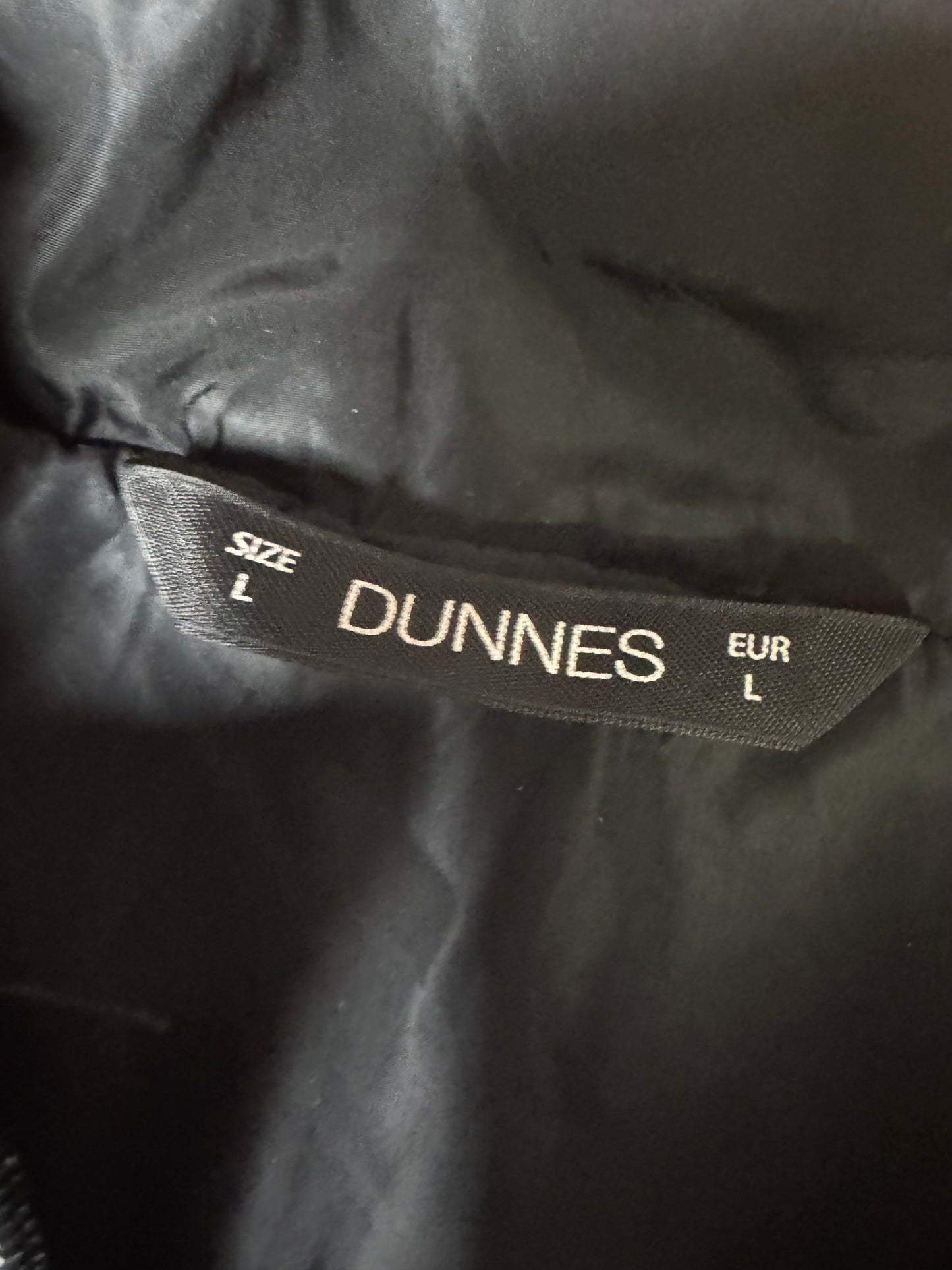 Dunnes Puffer Jacket (X-Large)