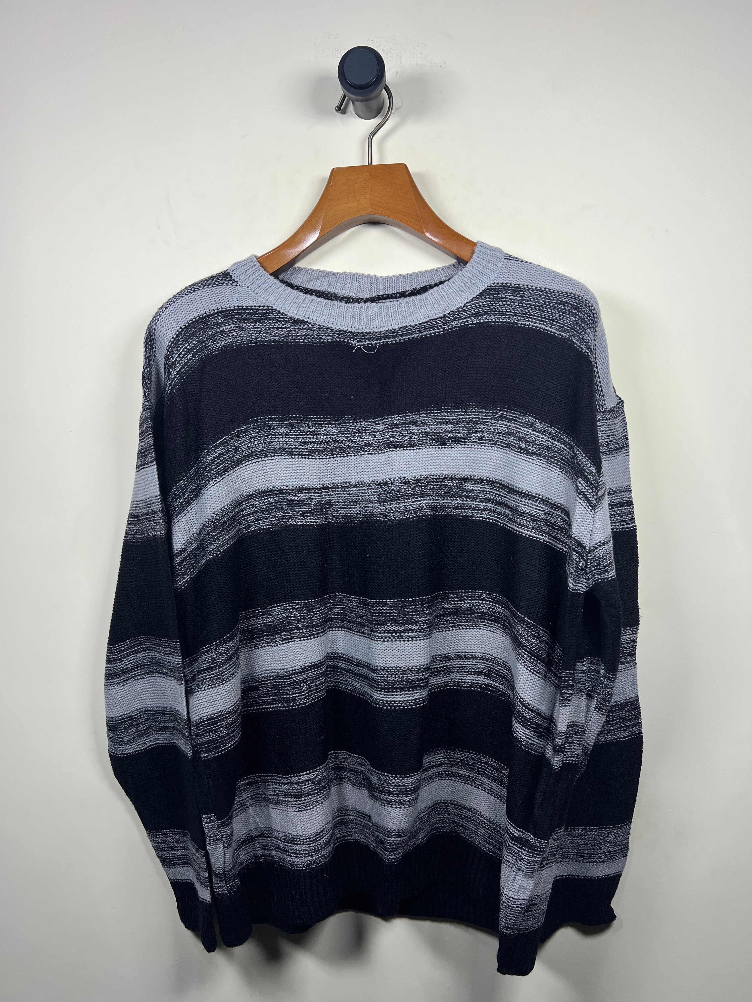 Knitted Sweater (Women) (X-Large)