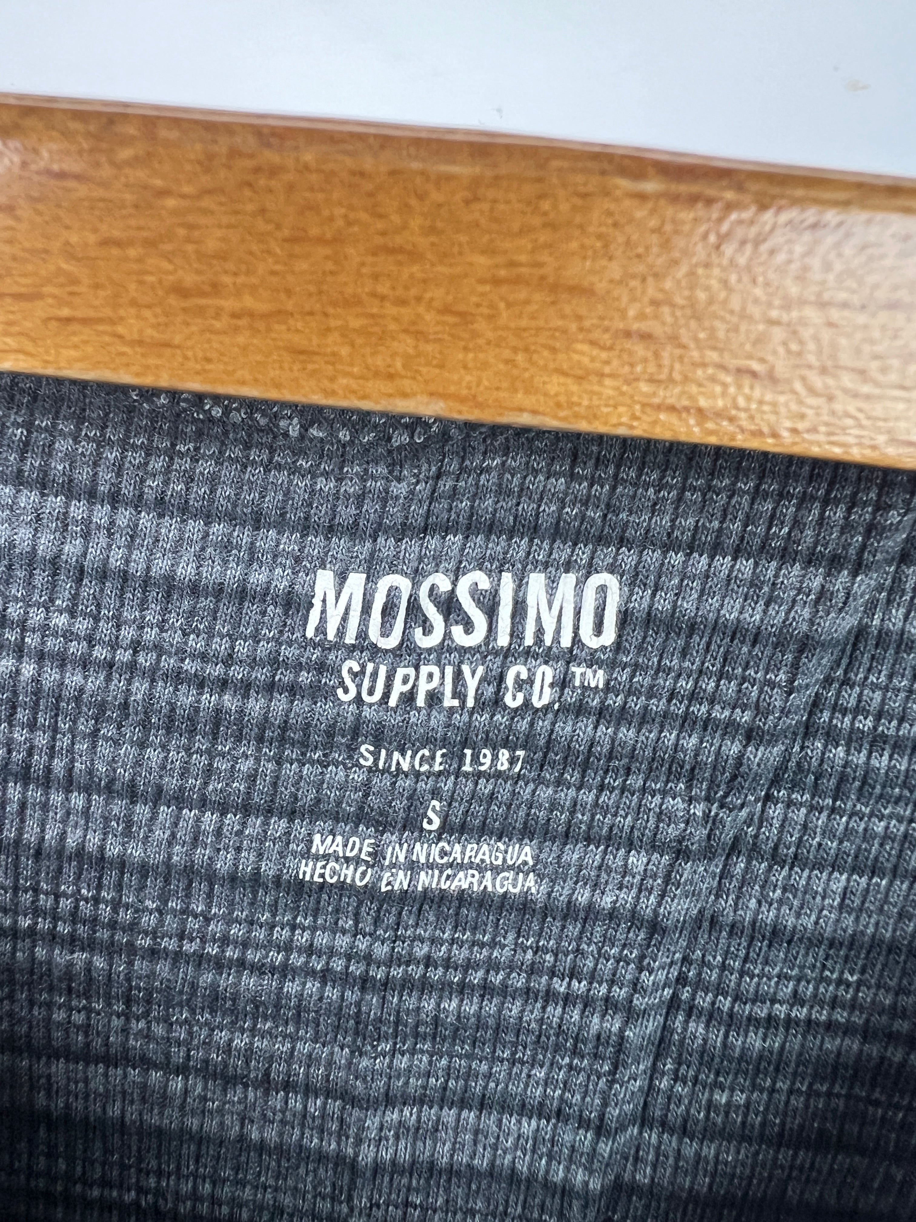 Mossimo Tank Top (Women) (X-Small)