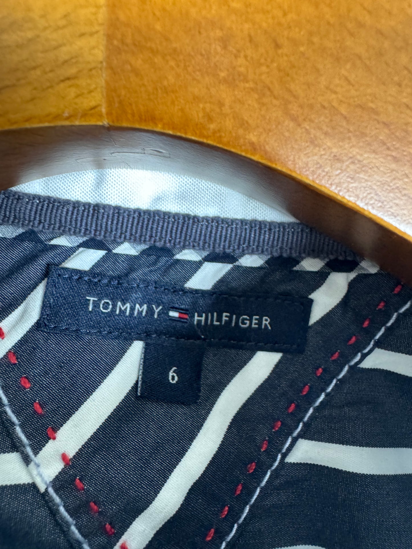 Tommy Hilfiger Buttoned Up Dress Shirt (F) (Small)