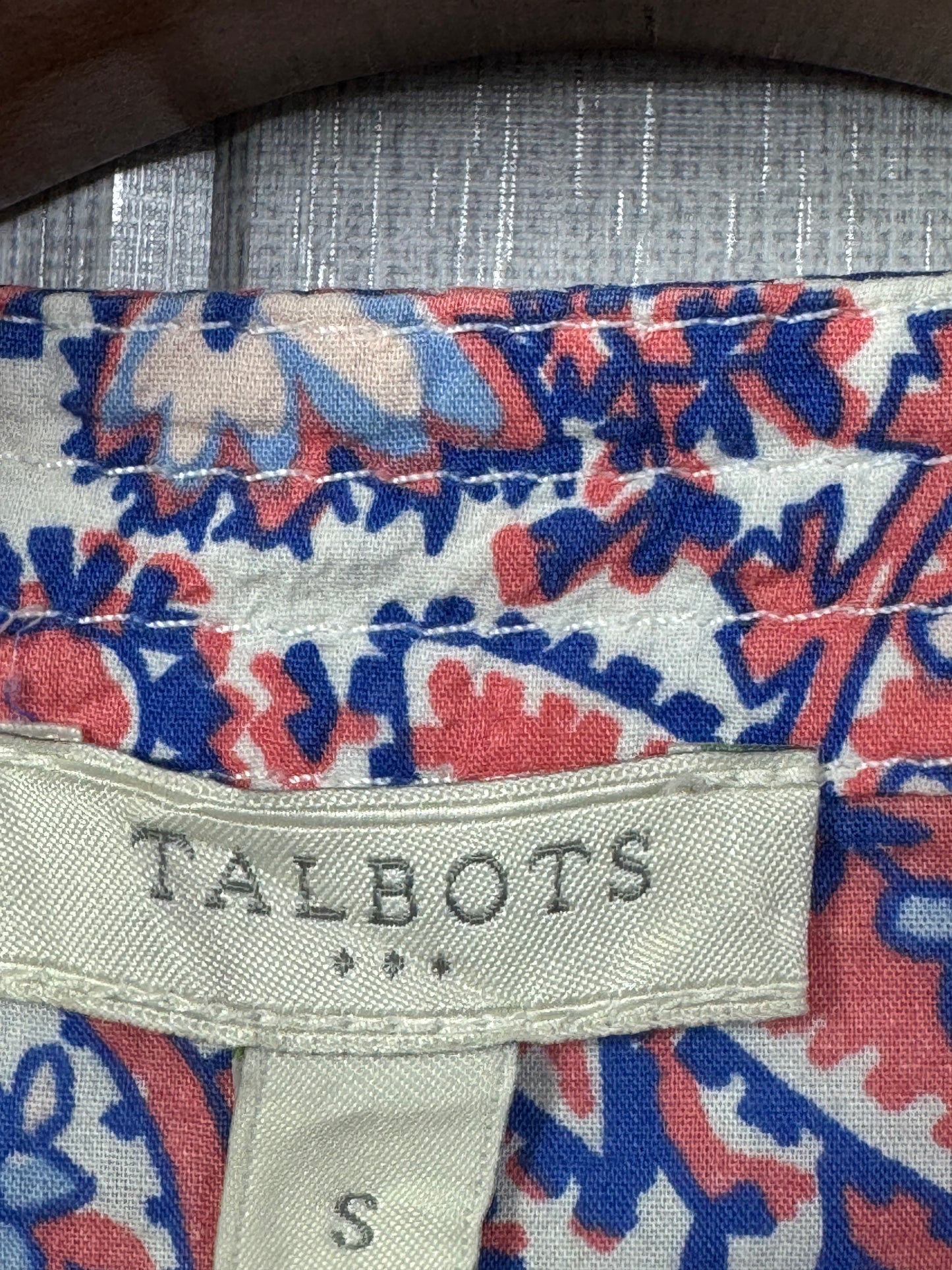 Talbots Blouse (Women) (Small-Medium)