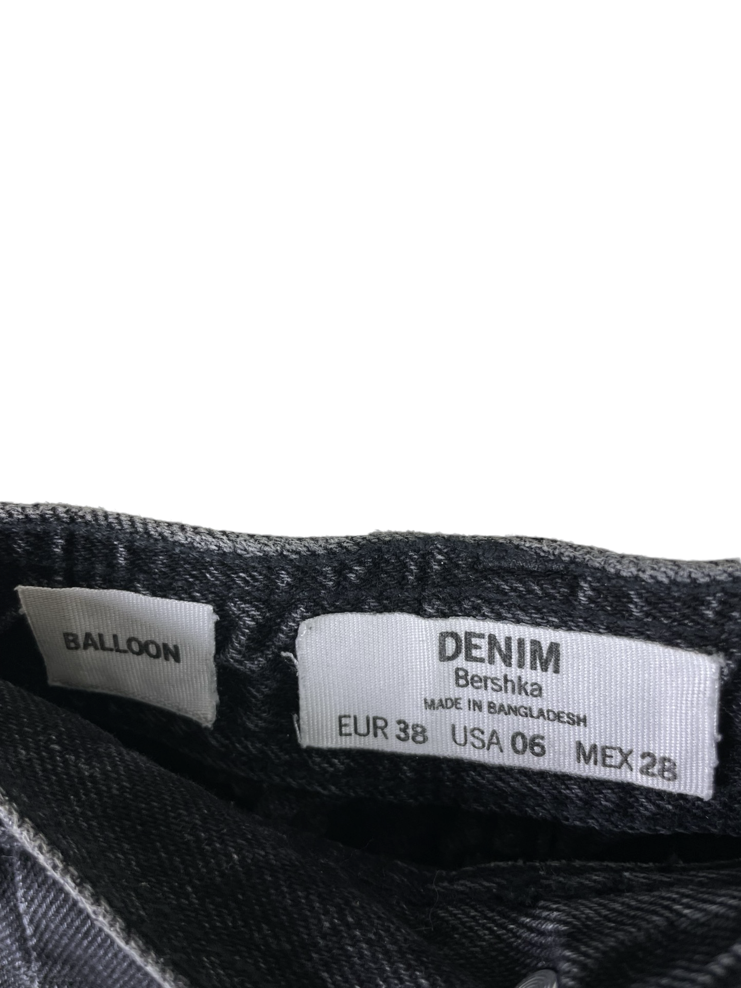 Denim Bershka Baggy Jeans (Waist 28-30)