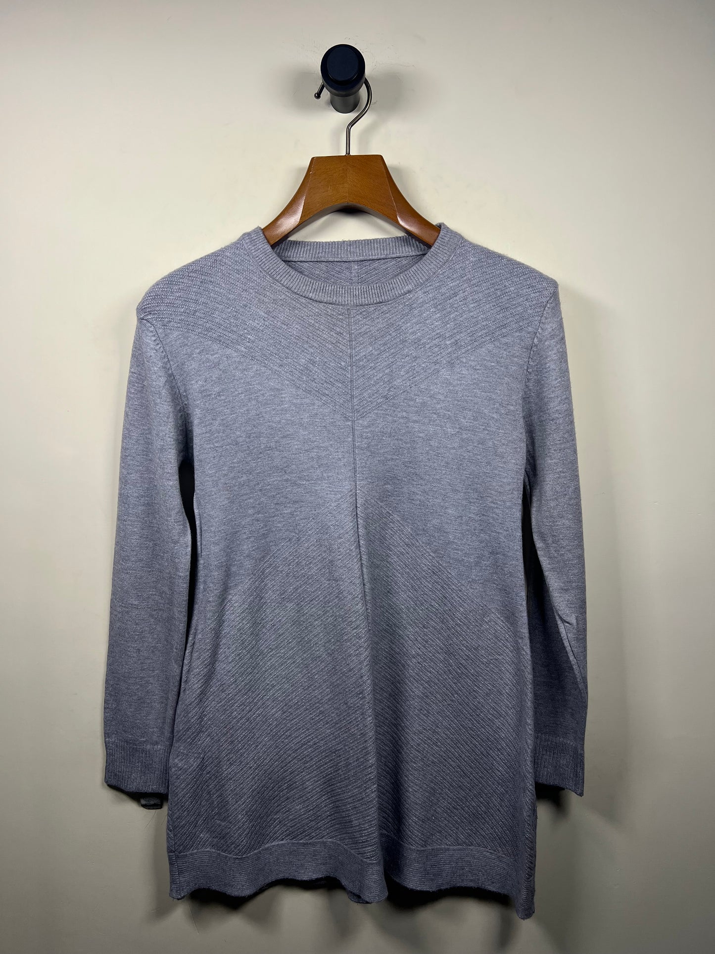 Sweater (Women) (Small-Medium)