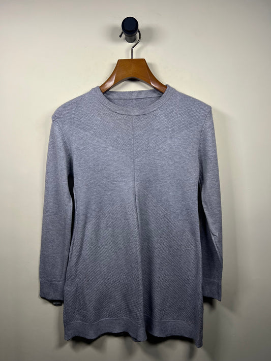 Sweater (Women) (Small-Medium)