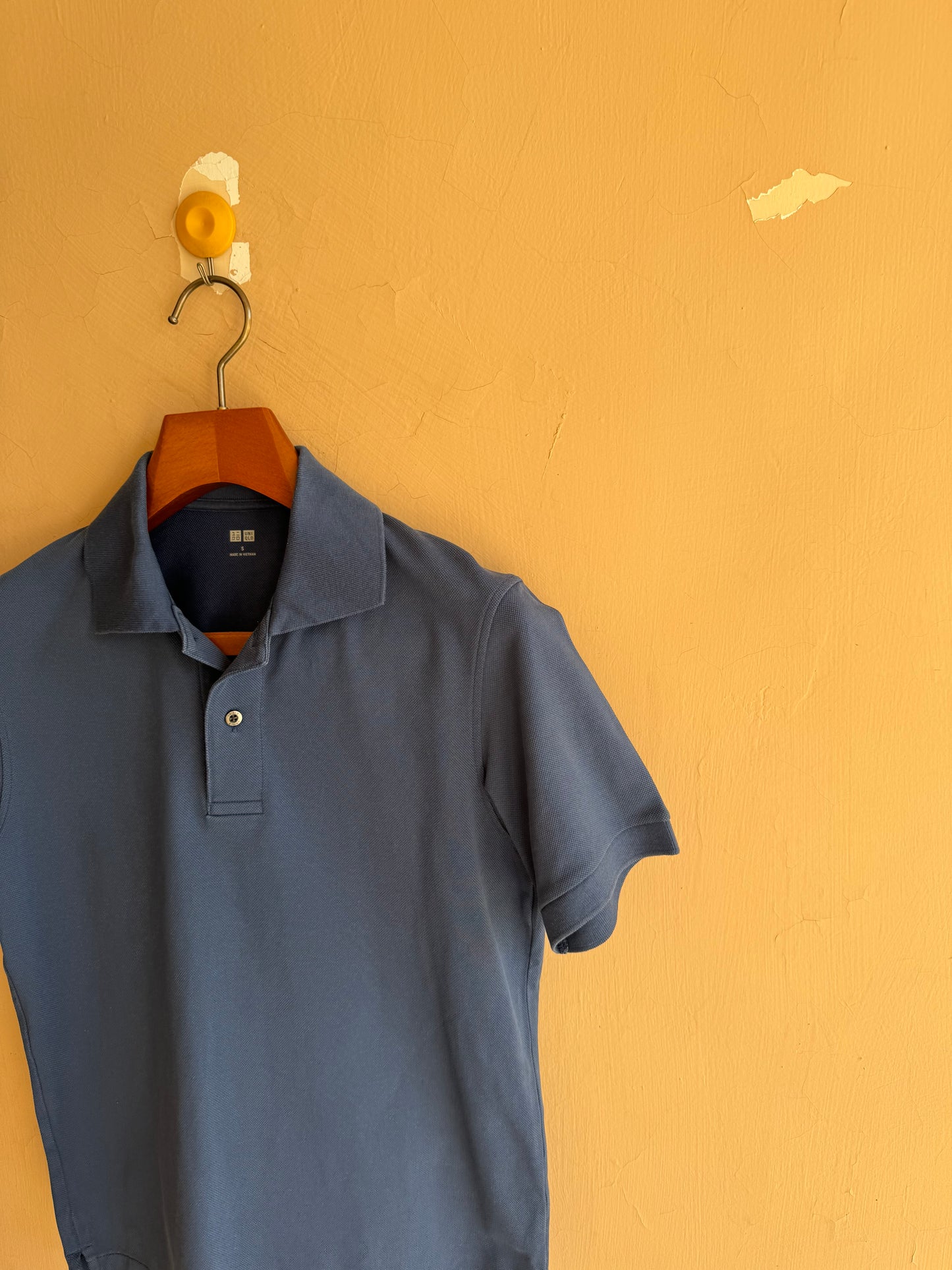 Uniqlo Polo (Small)