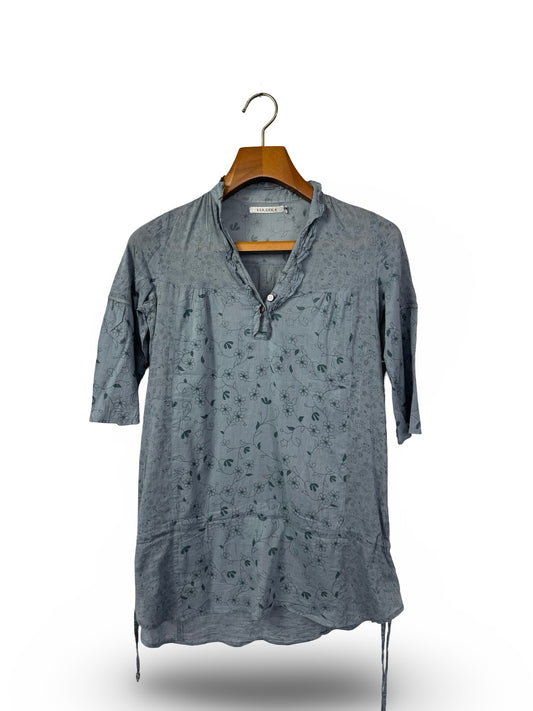 Bershka Blouse (Women) (Small-Medium)