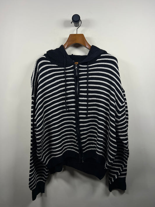 Seoul Zipper Sweater (Women) (Large/X-Large)