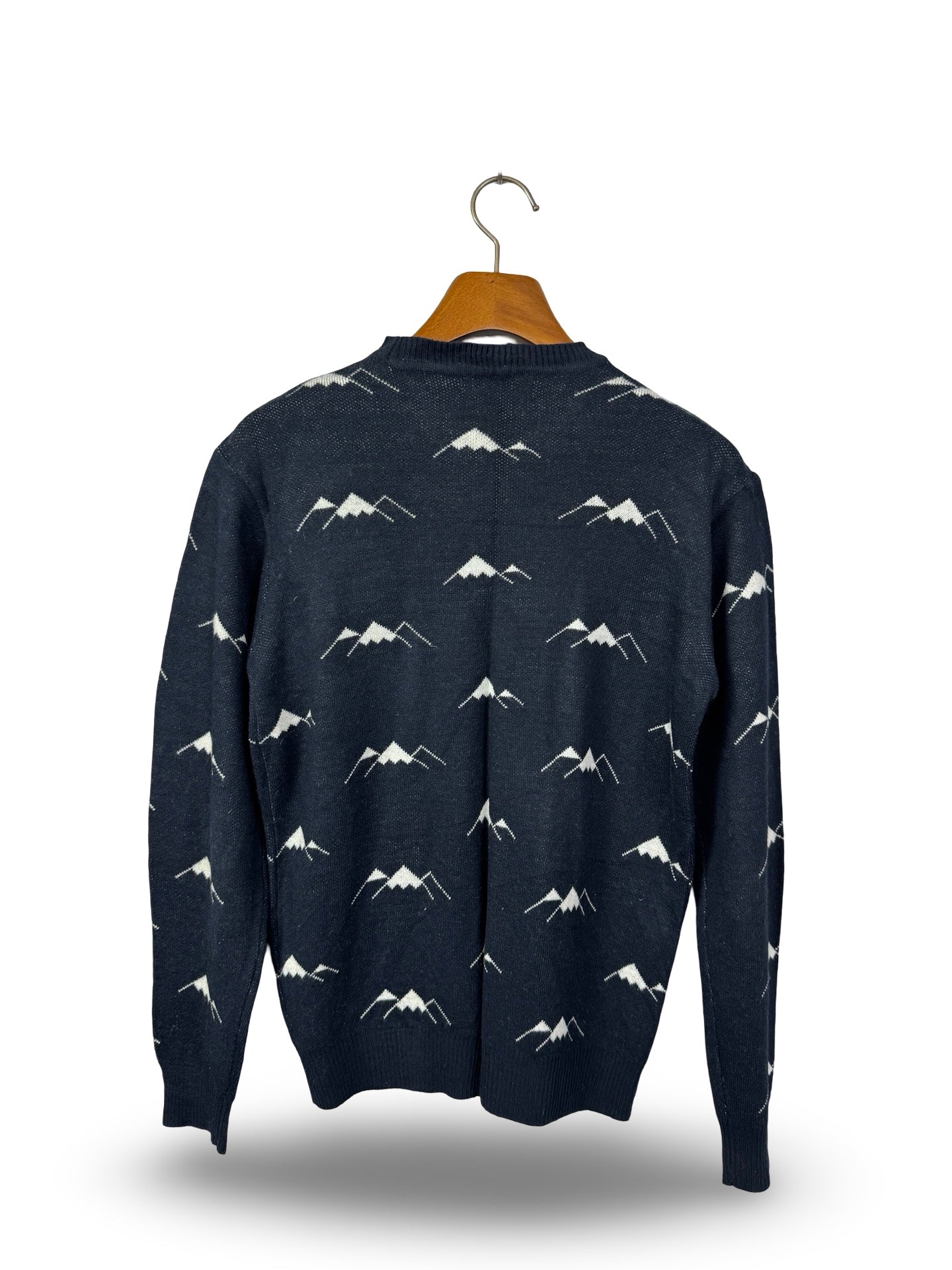 Codi Gallery Sweater (Medium)