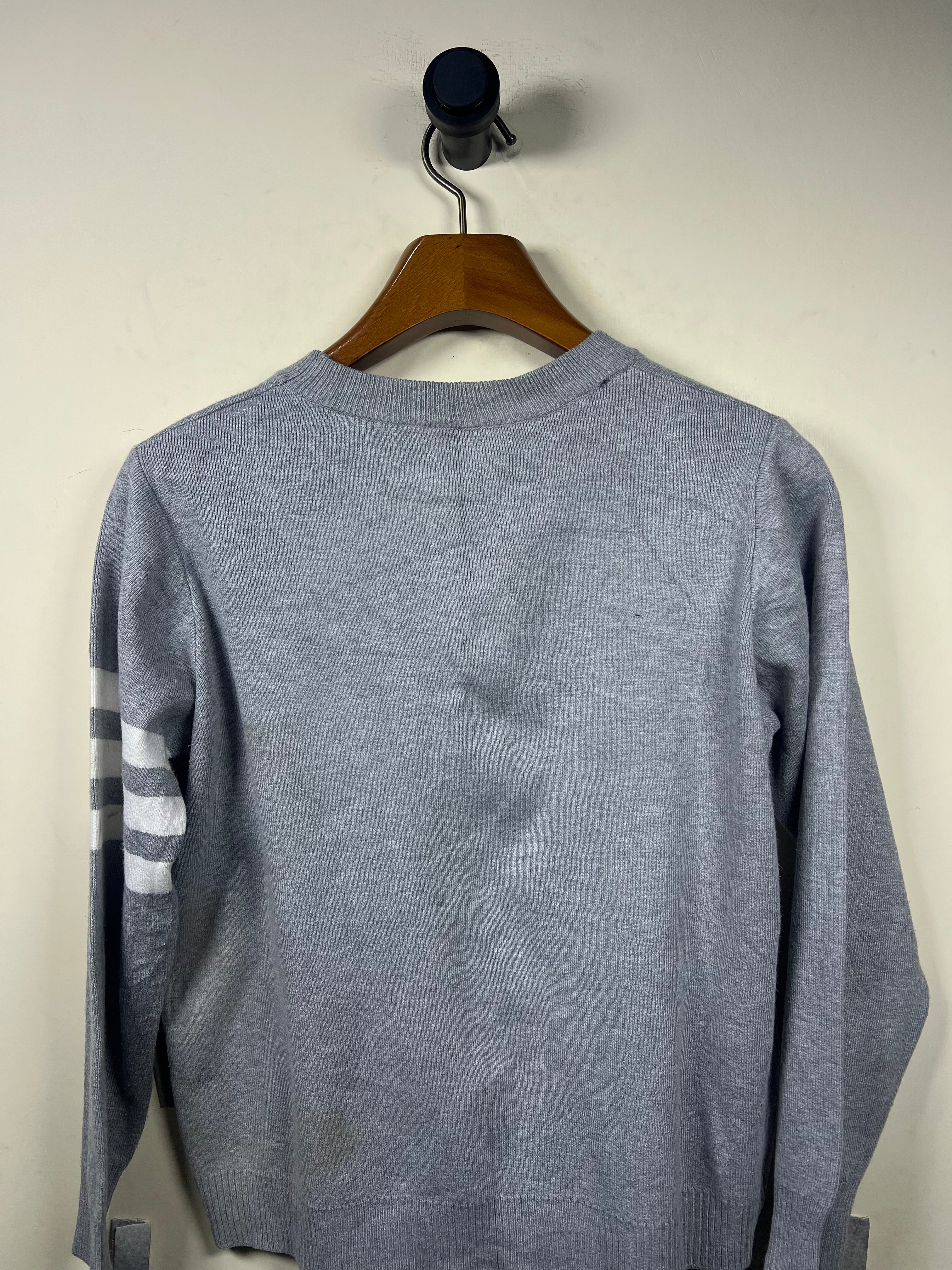 Sweater (Medium-Large)