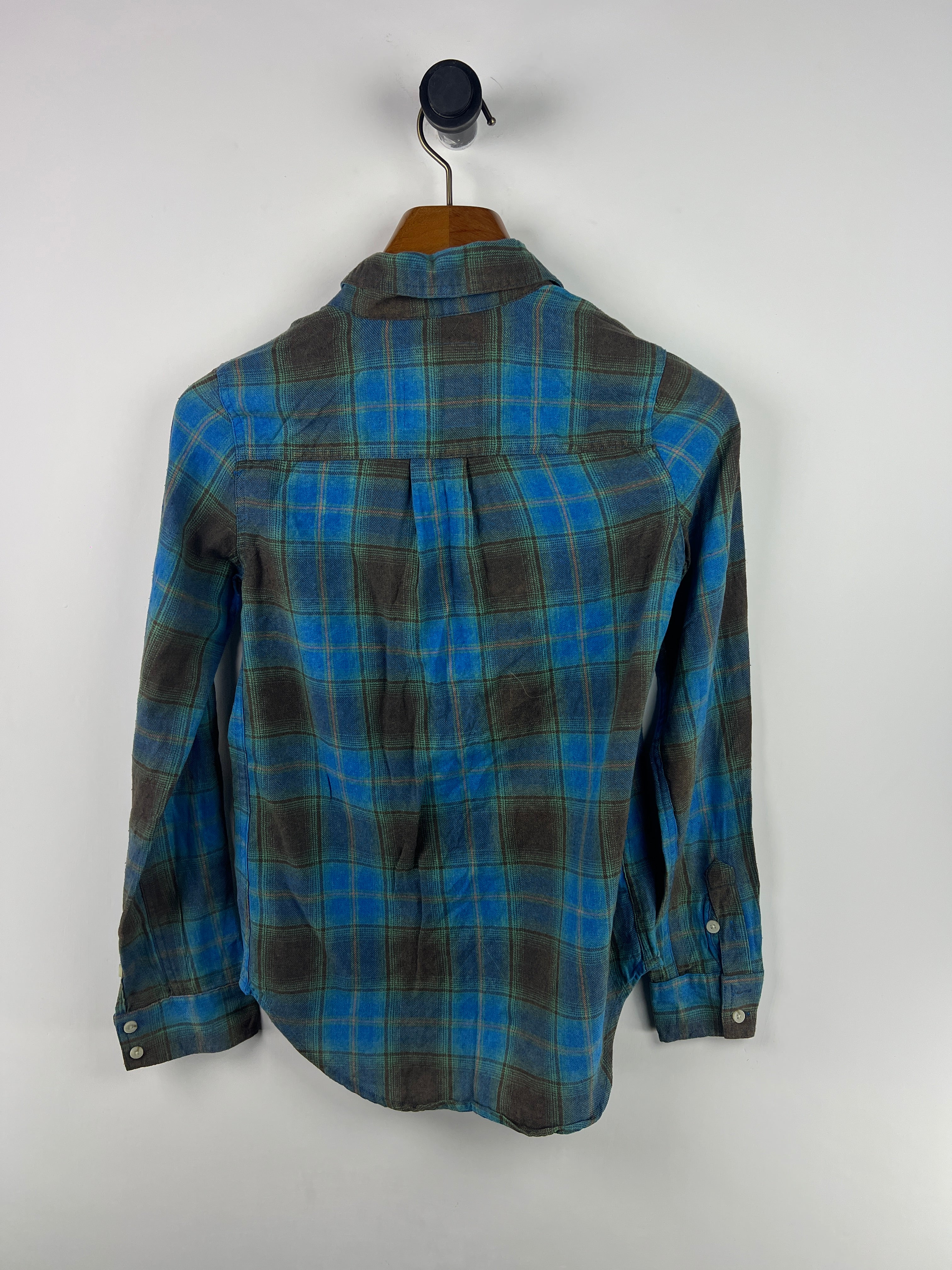 Mossimo Shirt (Women) (Small)
