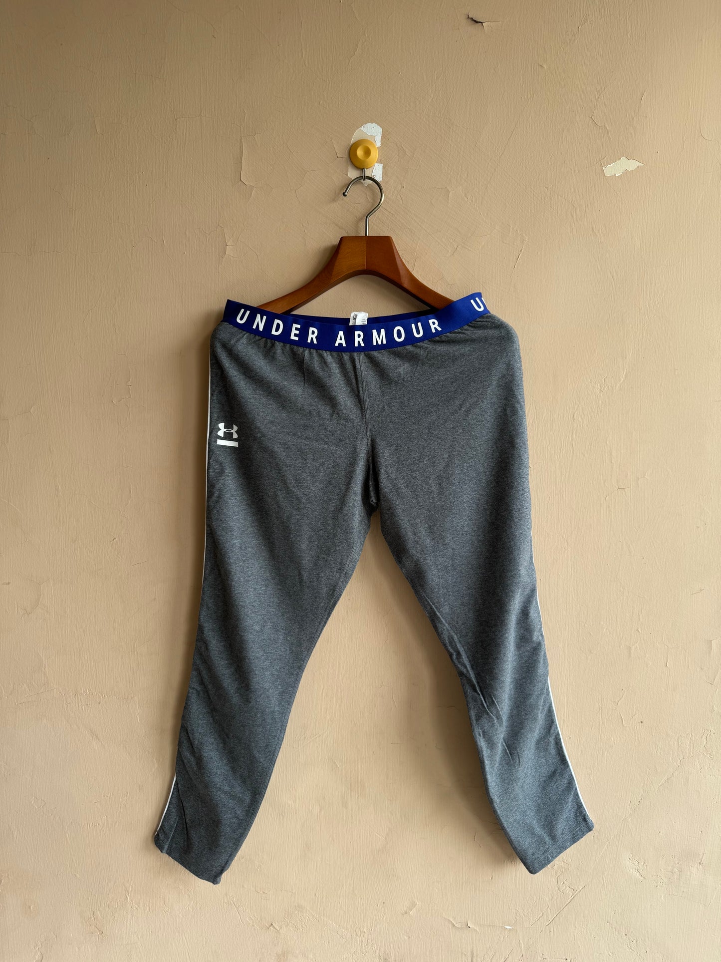 Under Armour Trousers (Small-Medium)