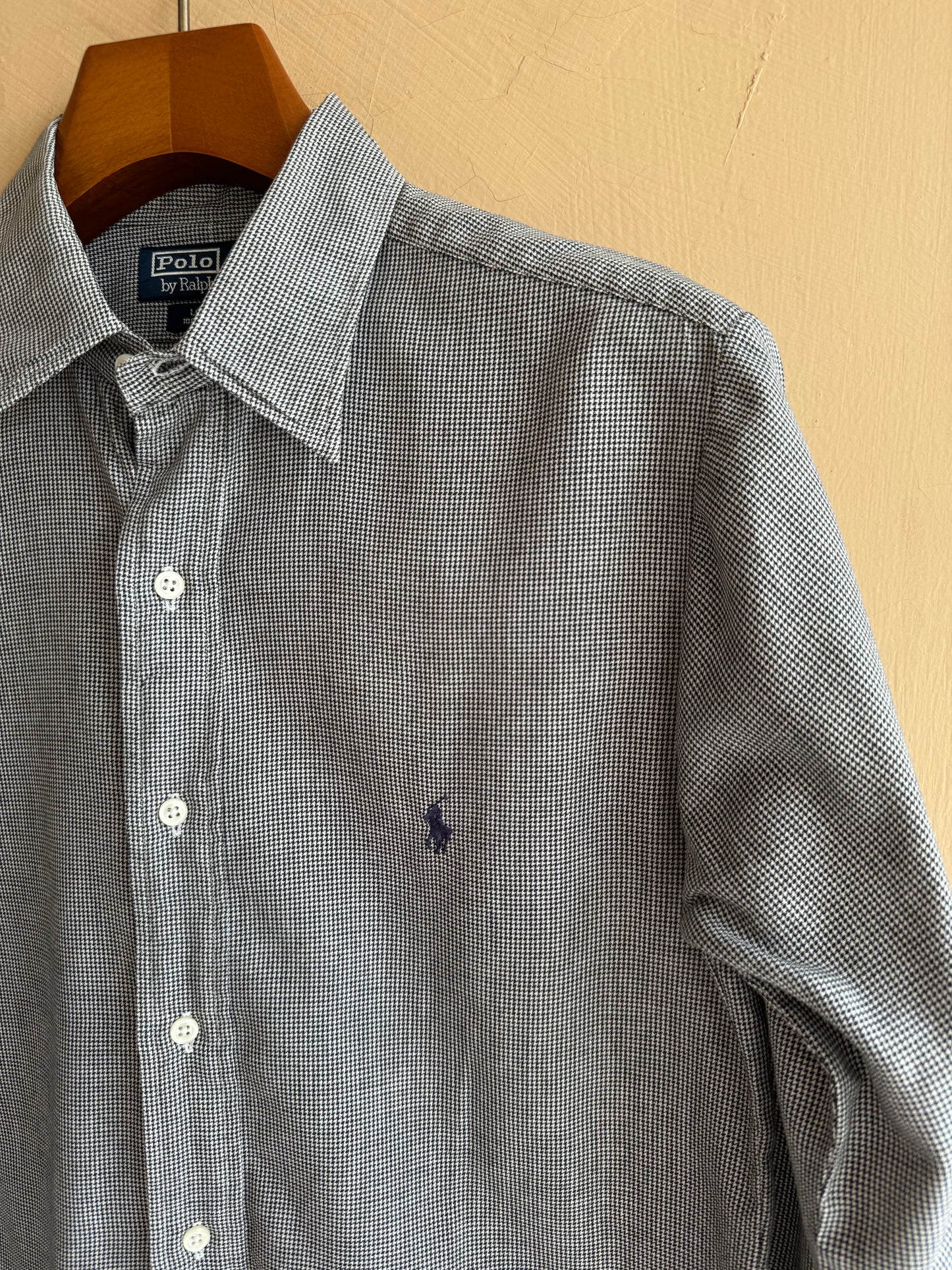 Ralph Lauren Buttoned Up Casual Shirt (Small)