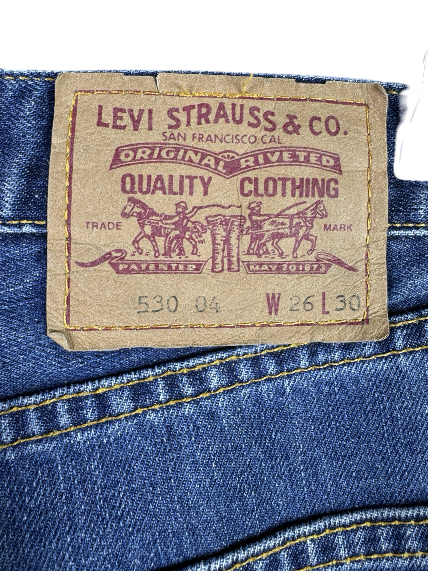 Levis Jeans (Waist 28)