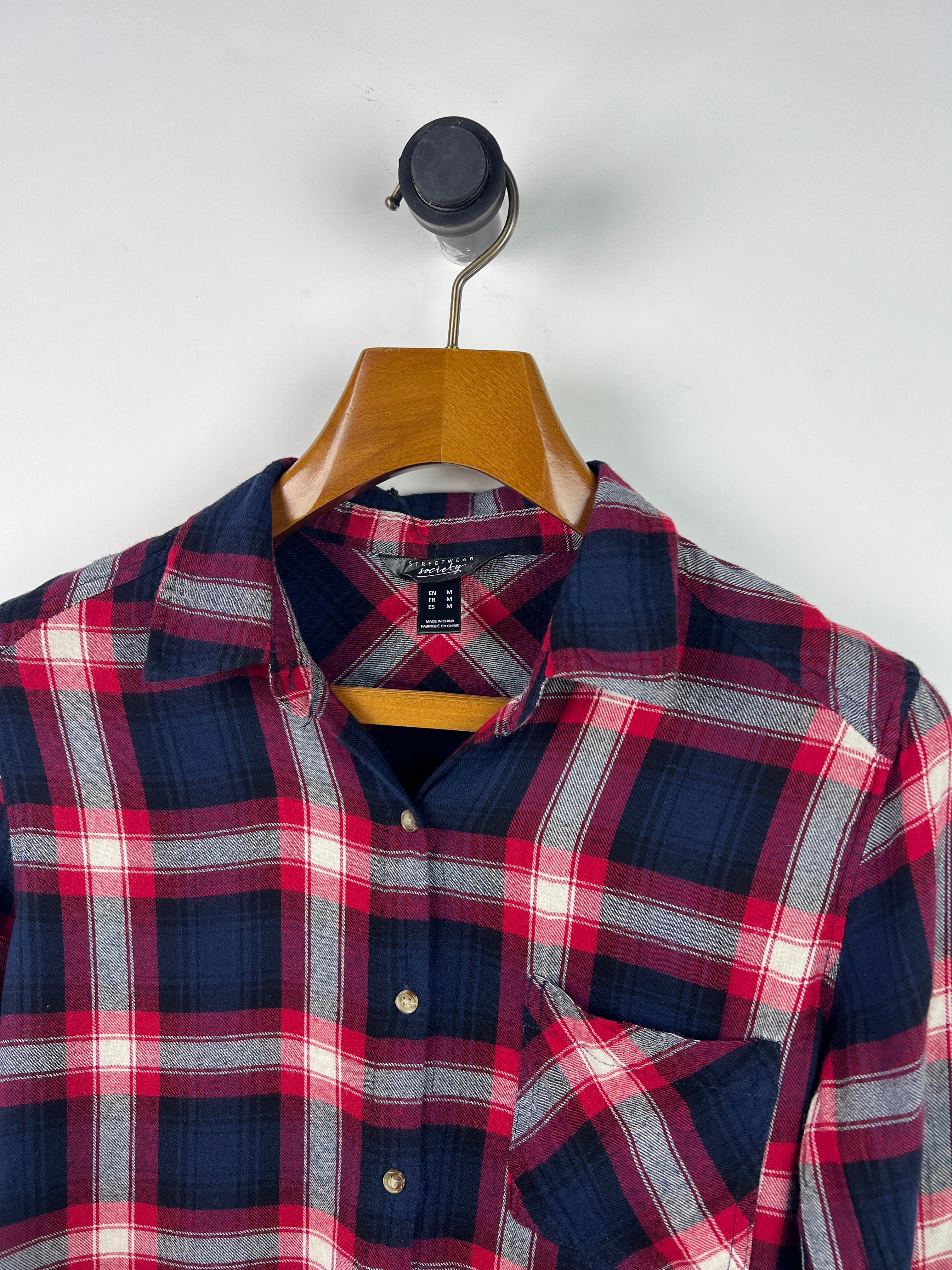 Street Wear Shirt (Women) (Small-Medium)