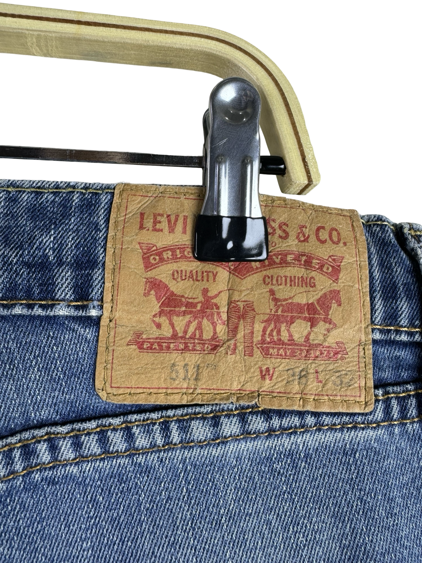 Levis Jeans (Waist 36)