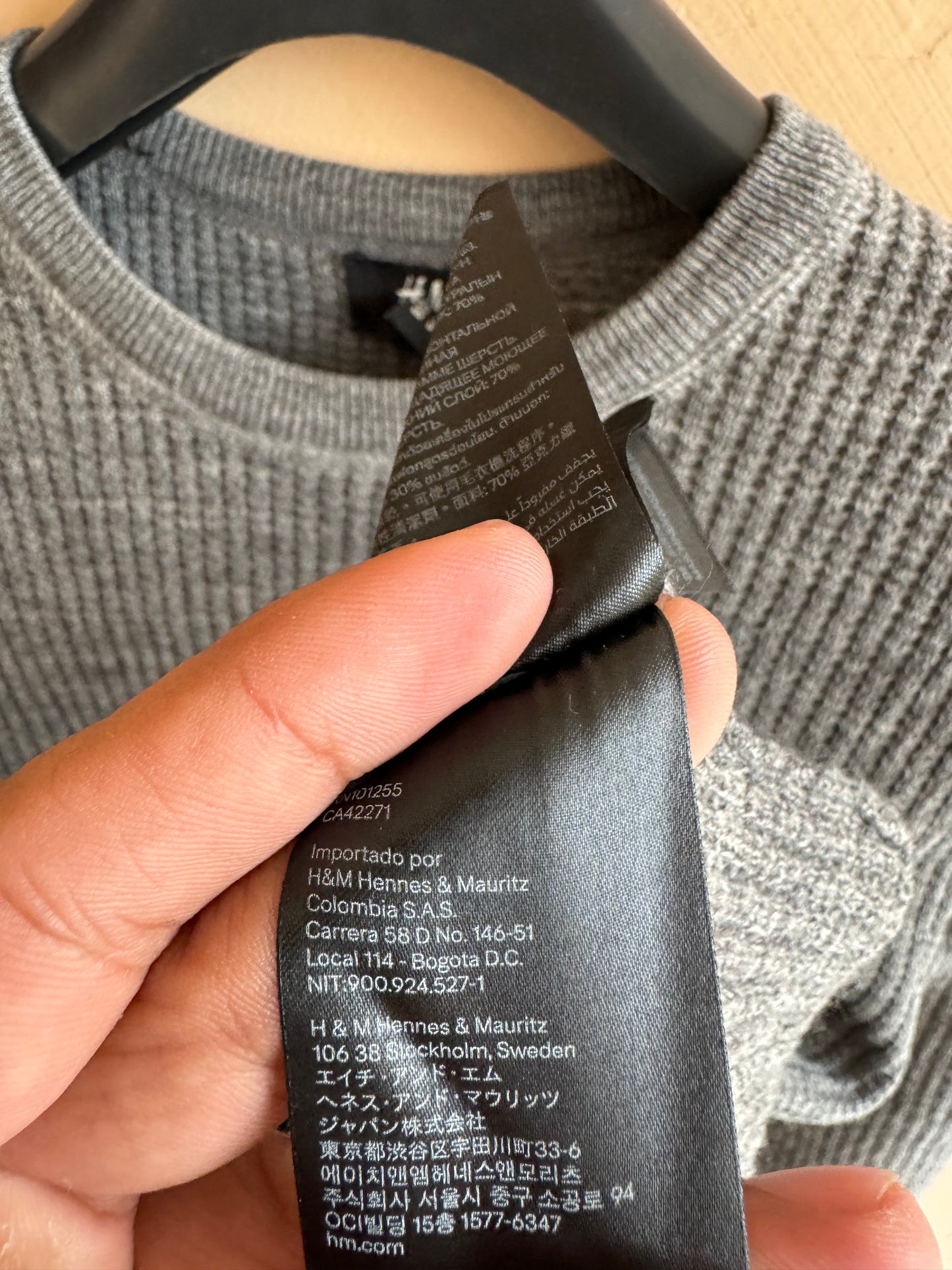 H&M Wool Blend Sweater (Small)