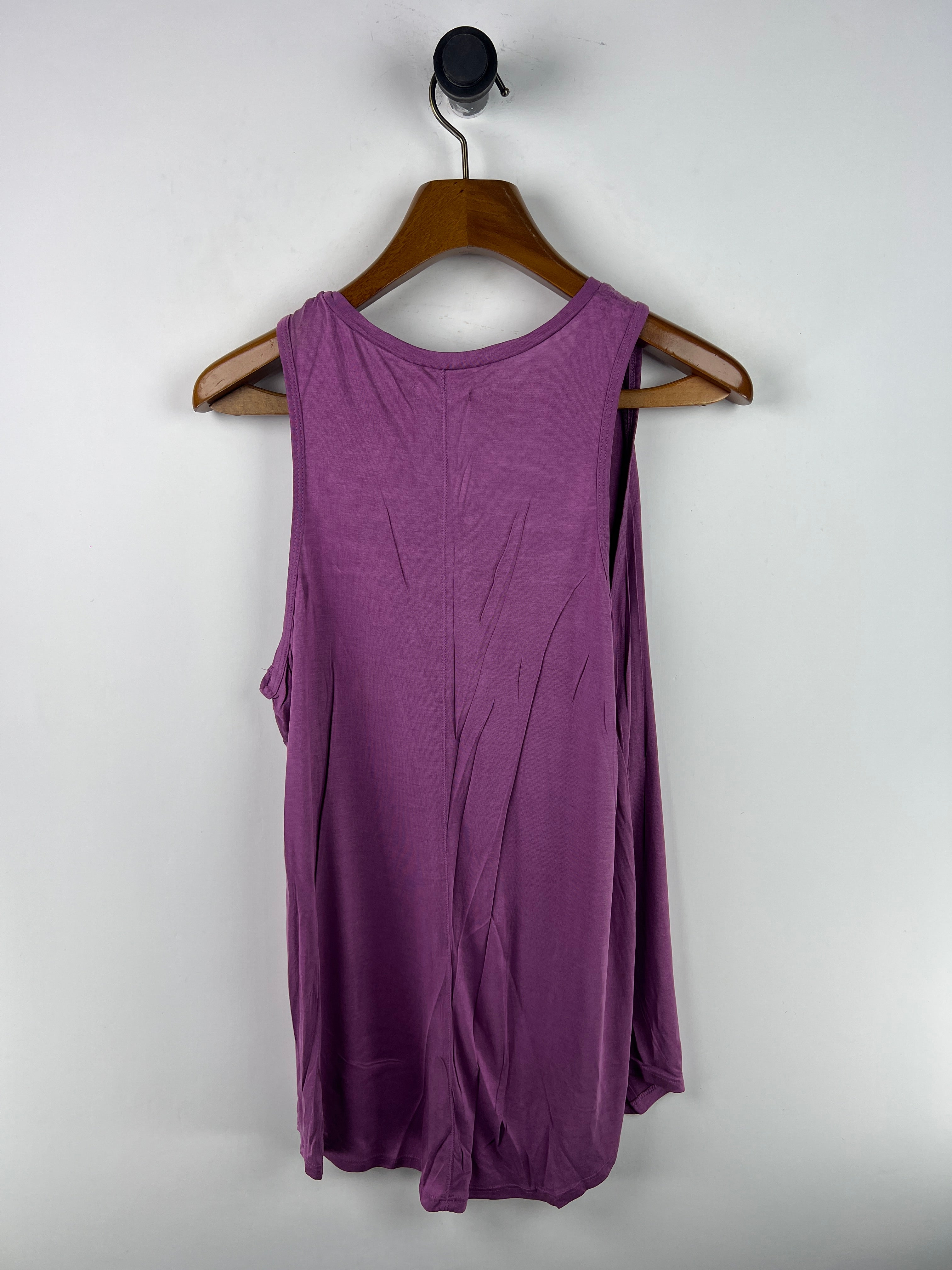 Maurices Tank Top (Women) (Medium-Large)