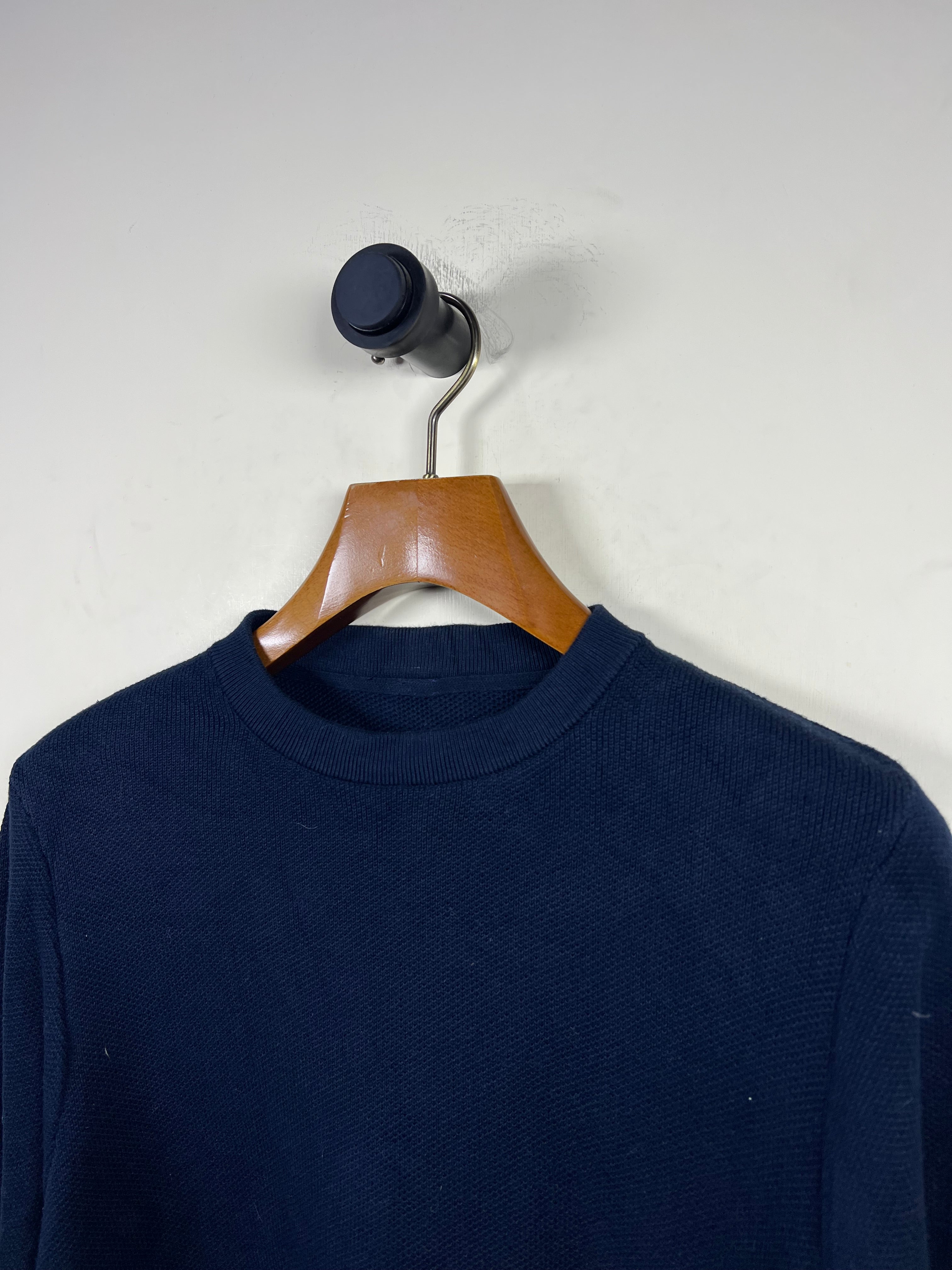 Sweater (Medium)