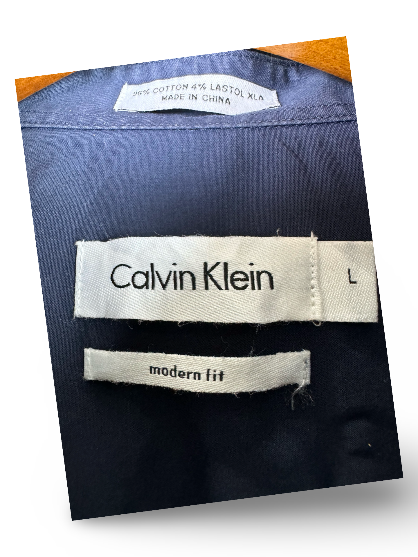 Calvin Klein Buttoned Up Casual Shirt (Large)