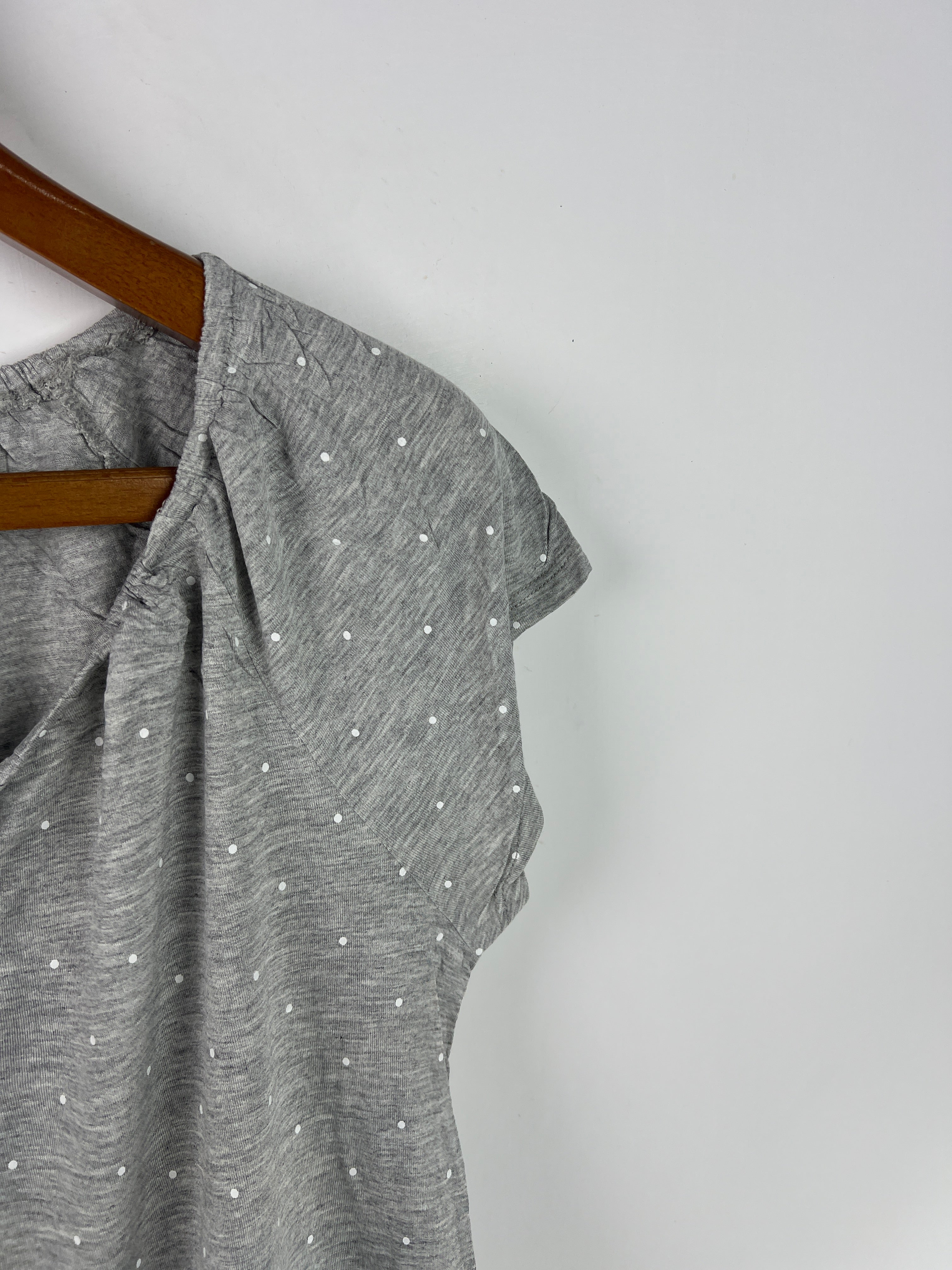 Old Navy Blouse (Women) (Medium-Large)