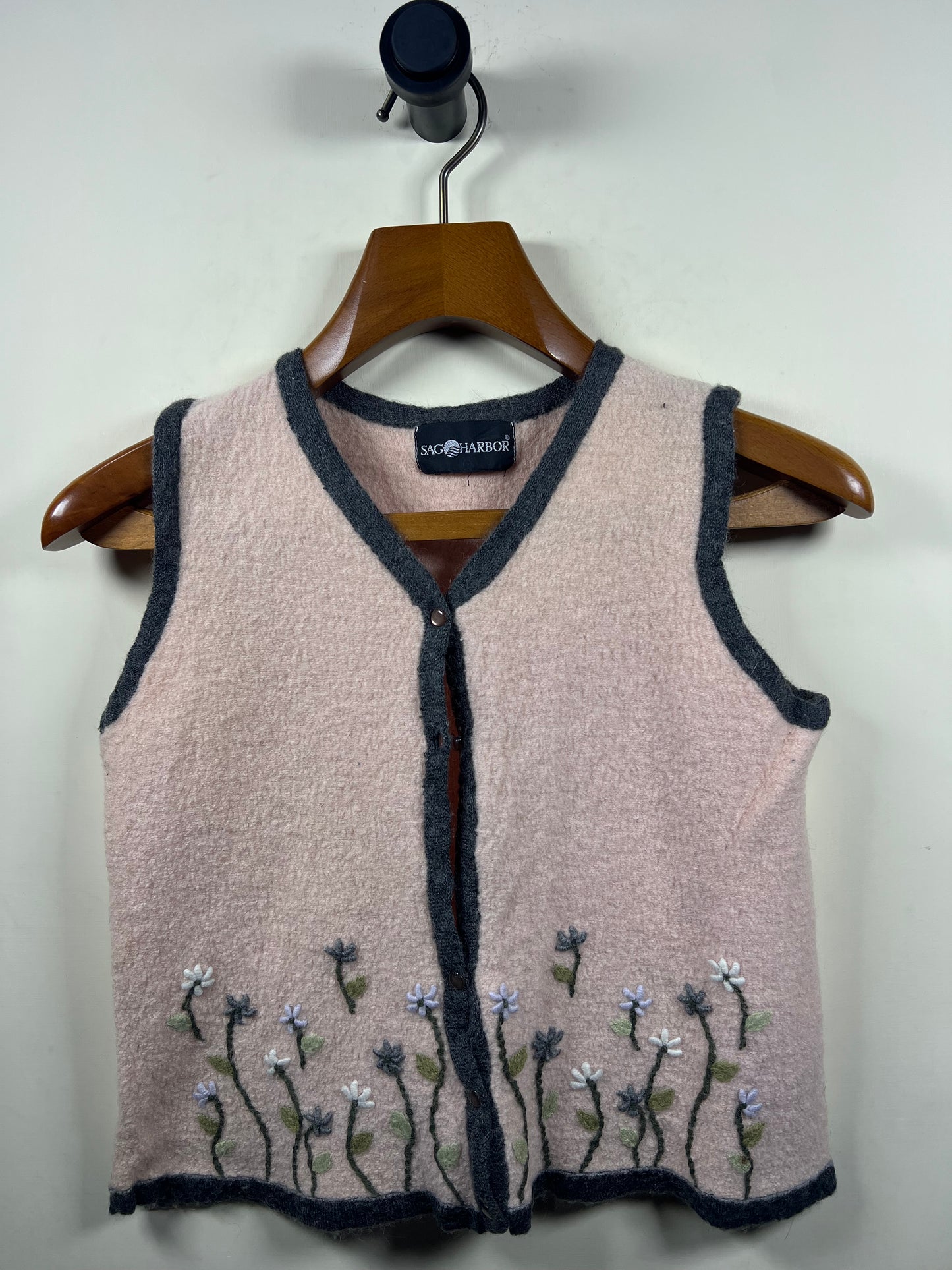 Sag Harbor Lambswool Sweater (Women) (Small)