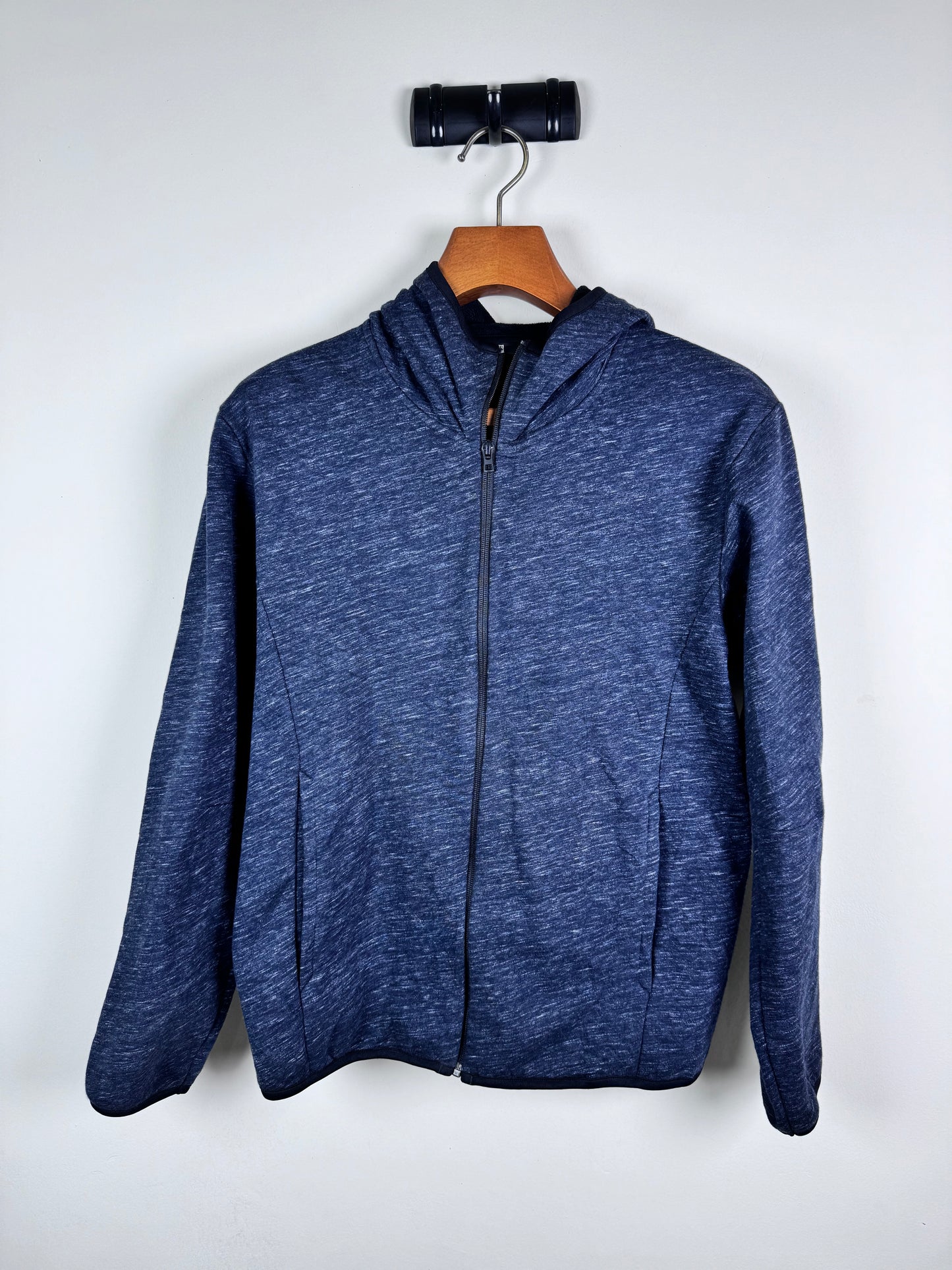 Uniqlo Zipper (Medium)