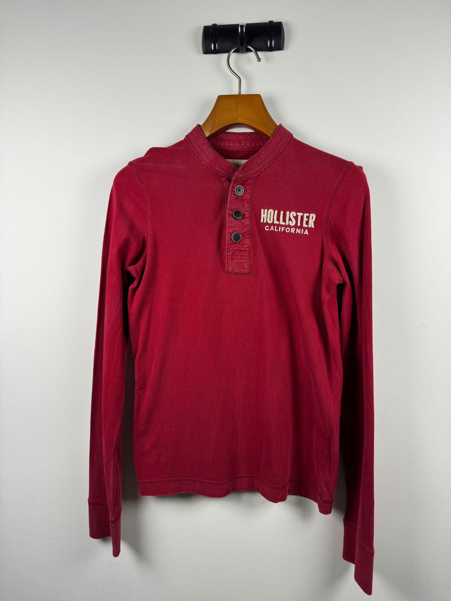 Hollister Shirt (Small)