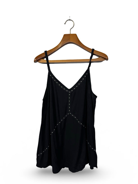 Torrid Tank Top (Women) (Medium-Large)