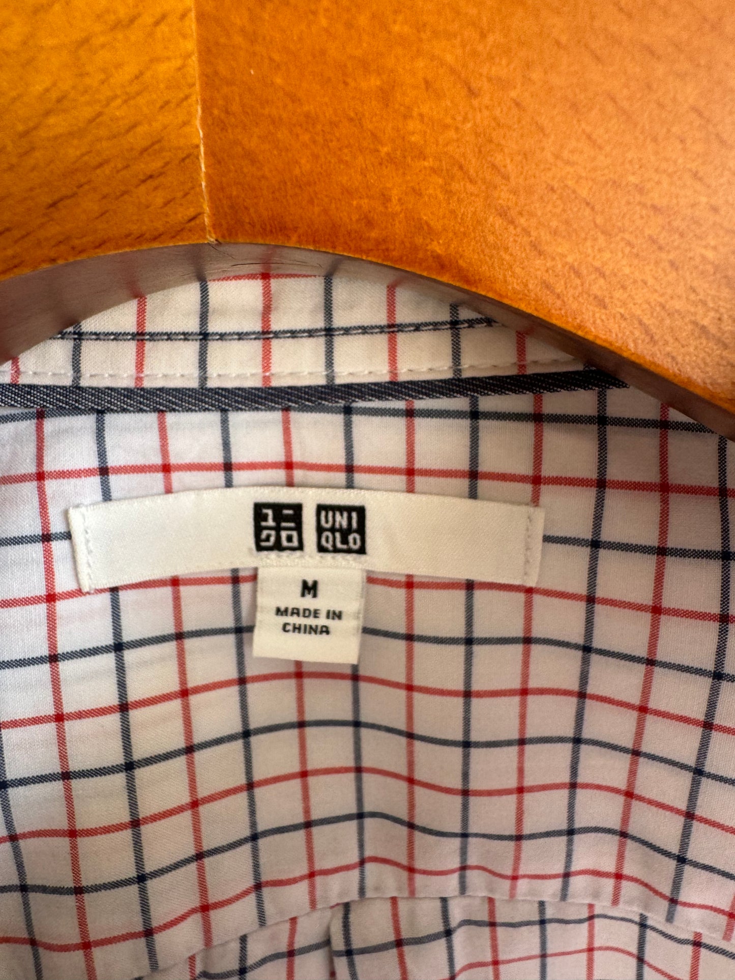 Uniqlo Buttoned Down Casual Shirt (Small-Medium)