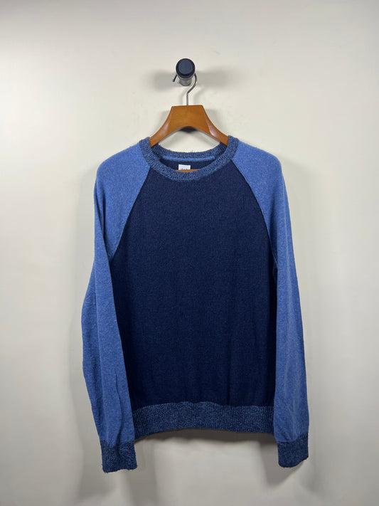 Gap Sweater (Medium-Large)