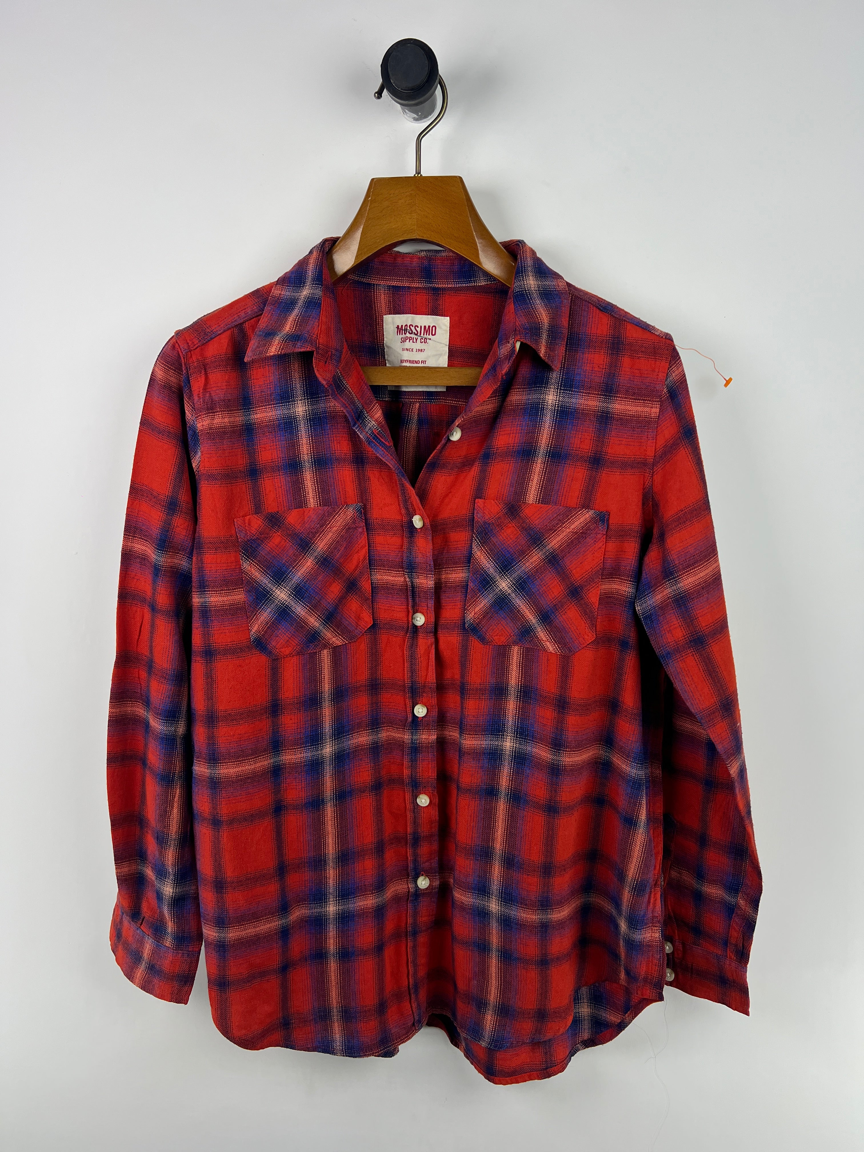 Mossimo Shirt (Women) (Medium-Large)