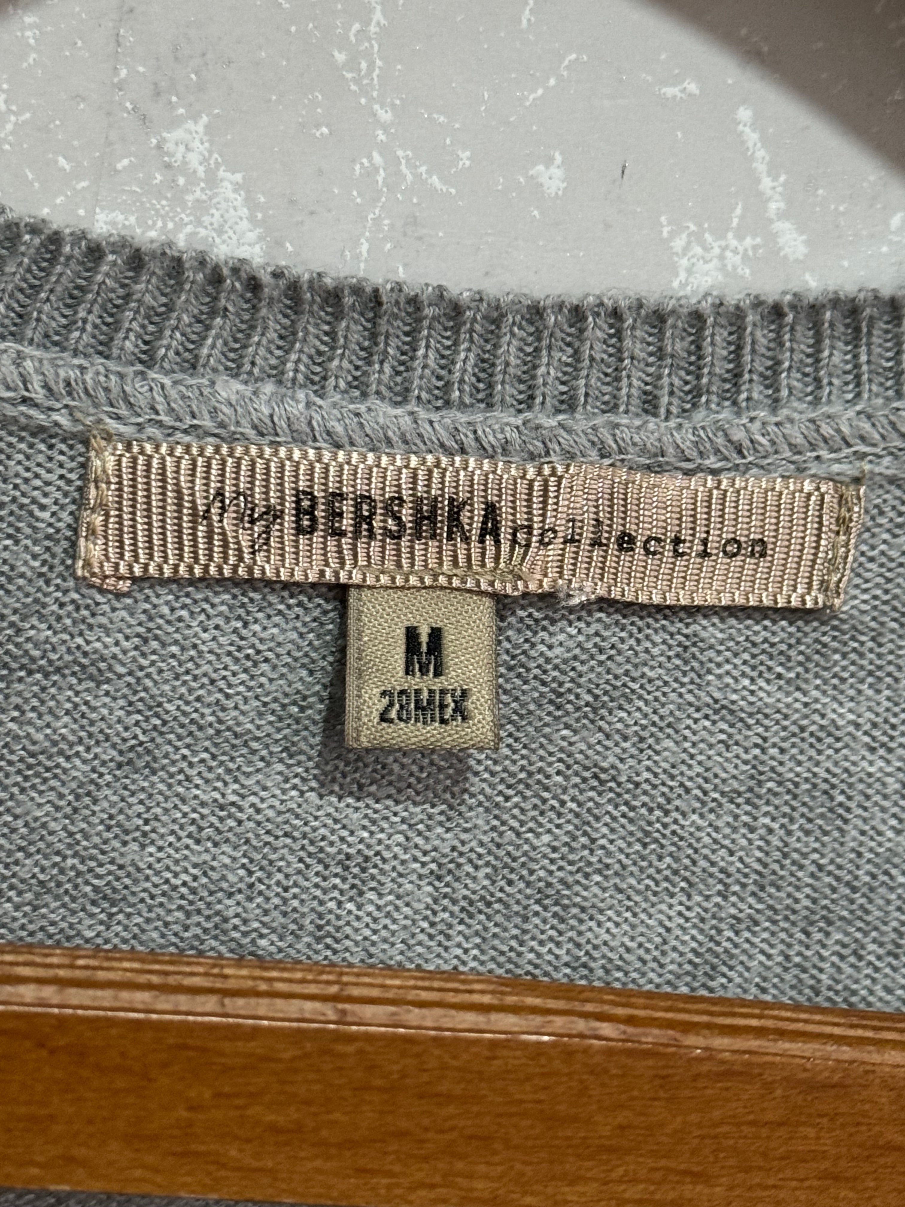 Bershka Cardigan (Women) (Small)