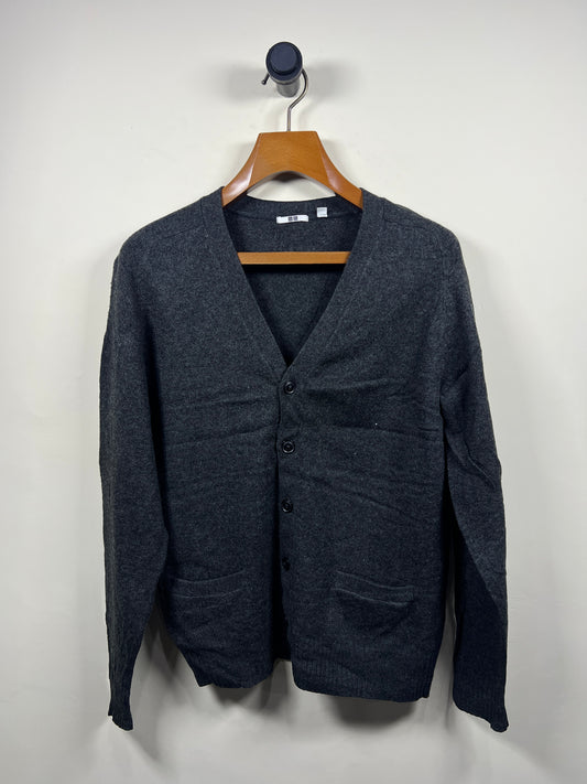 Uniqlo Lambswool Buttoned Sweater (Medium-Large)