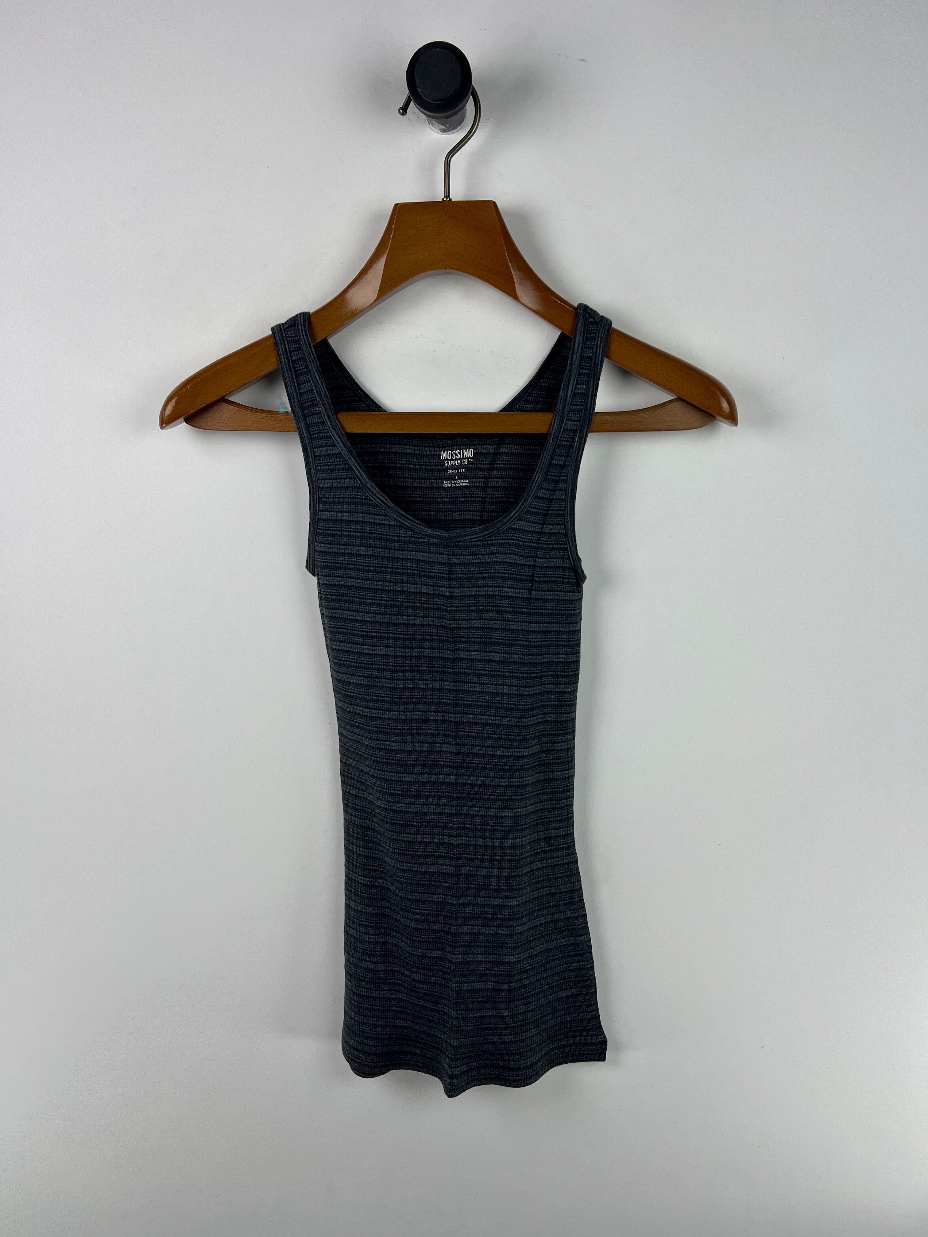 Mossimo Tank Top (Women) (X-Small)