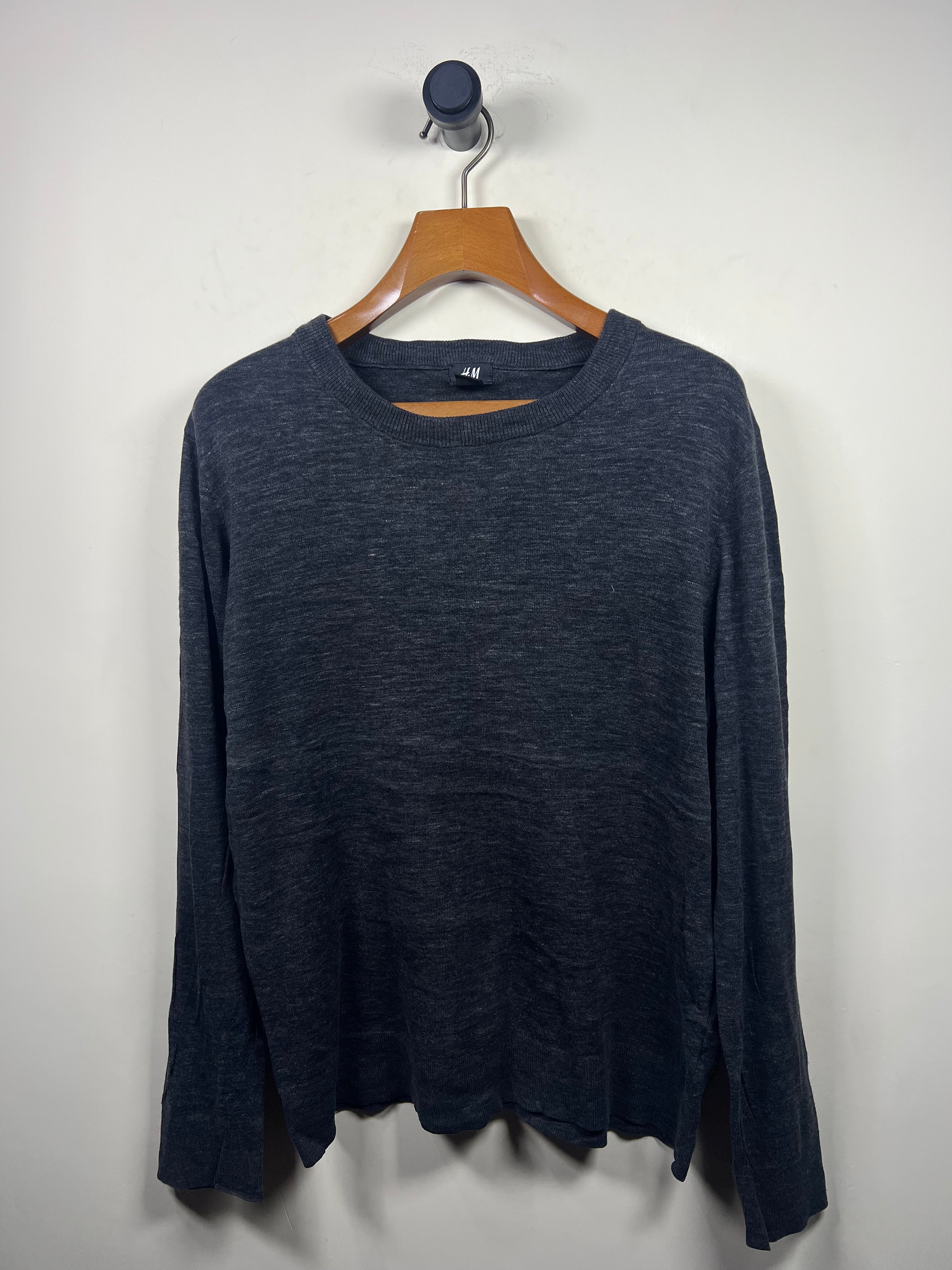 H&M Sweater (Large)