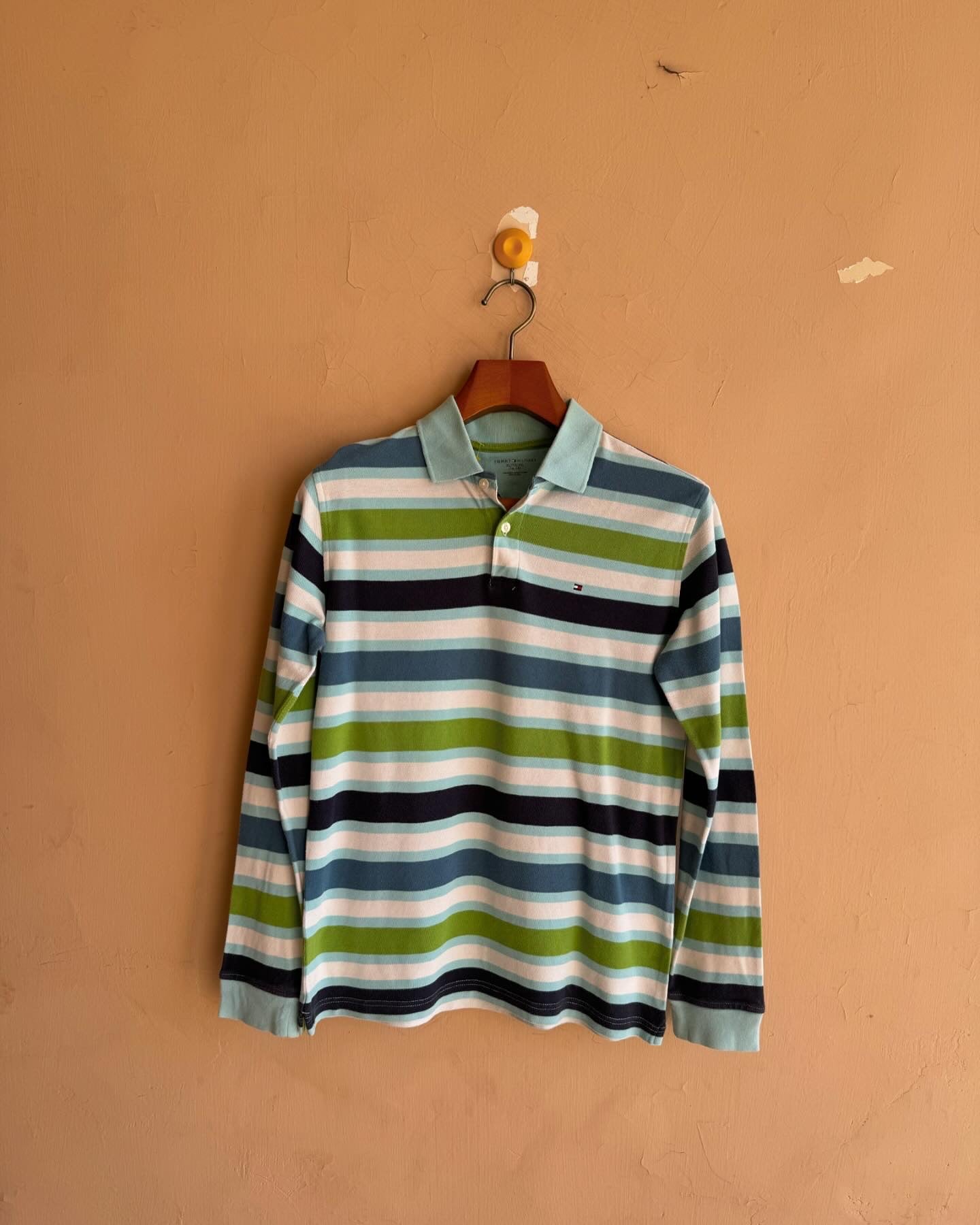 Tommy Hilfiger Buttoned Up Casual Shirt (Small)