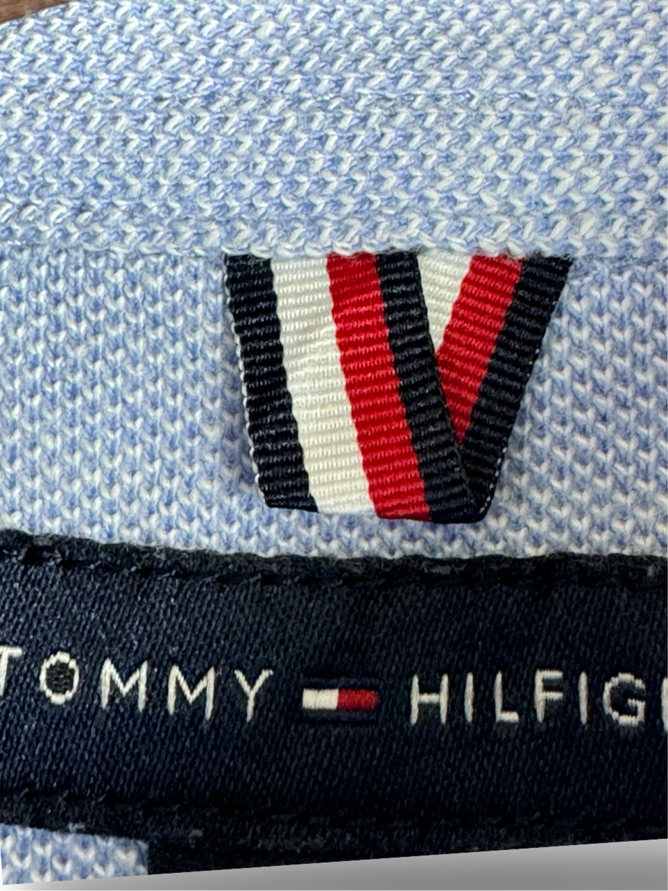 Tommy Hilfiger Buttoned Down Dress Shirt (F) (Small-Medium)