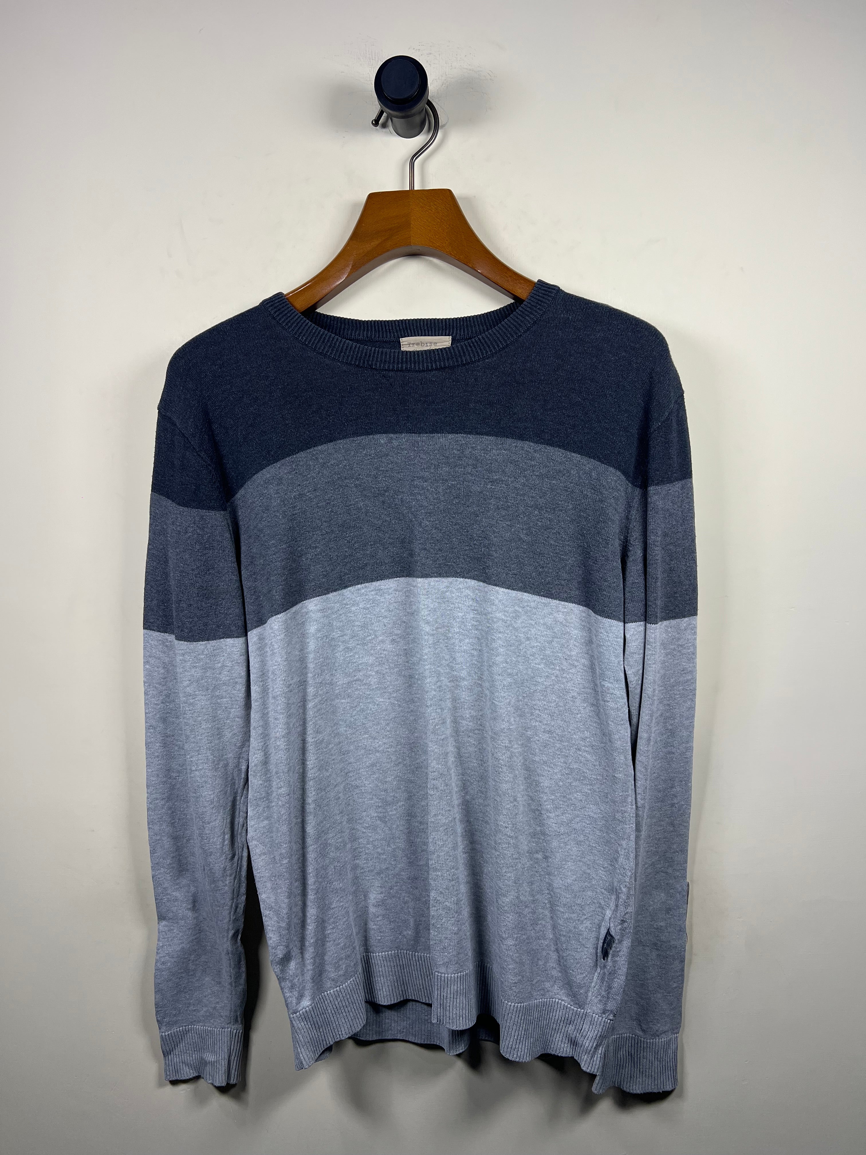 Trebise Sweater (Medium)