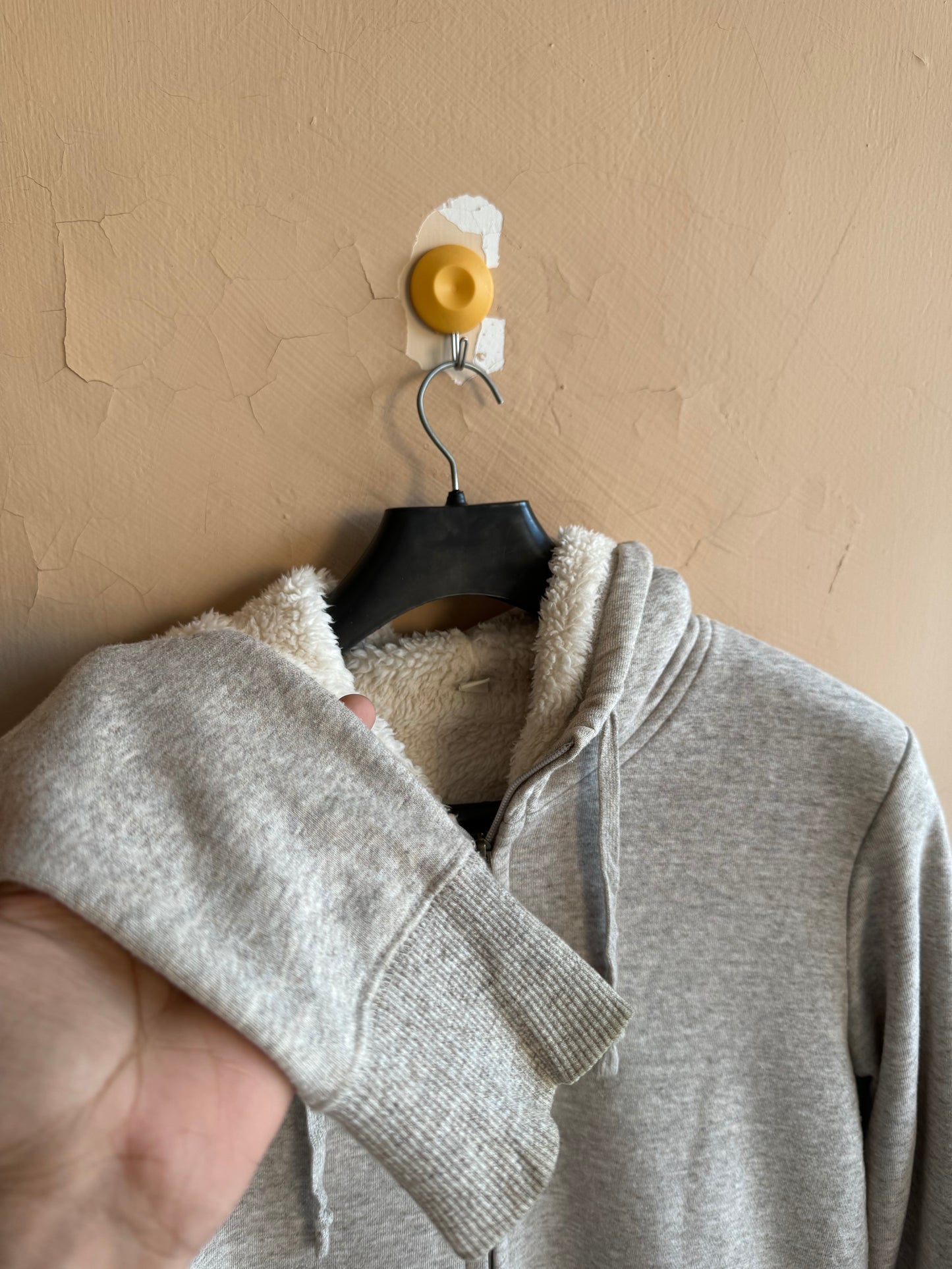 Uniqlo Teddy Zipper Hoodie (Small-Medium)