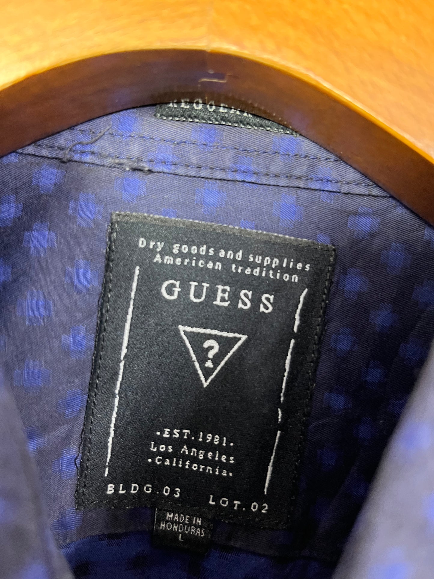 Guesss Shirt (Medium-Large)