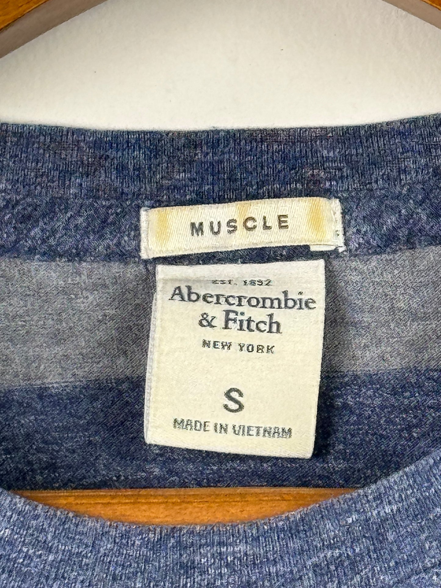 Abercrombie&Fitch Shirt (Small-Medium)