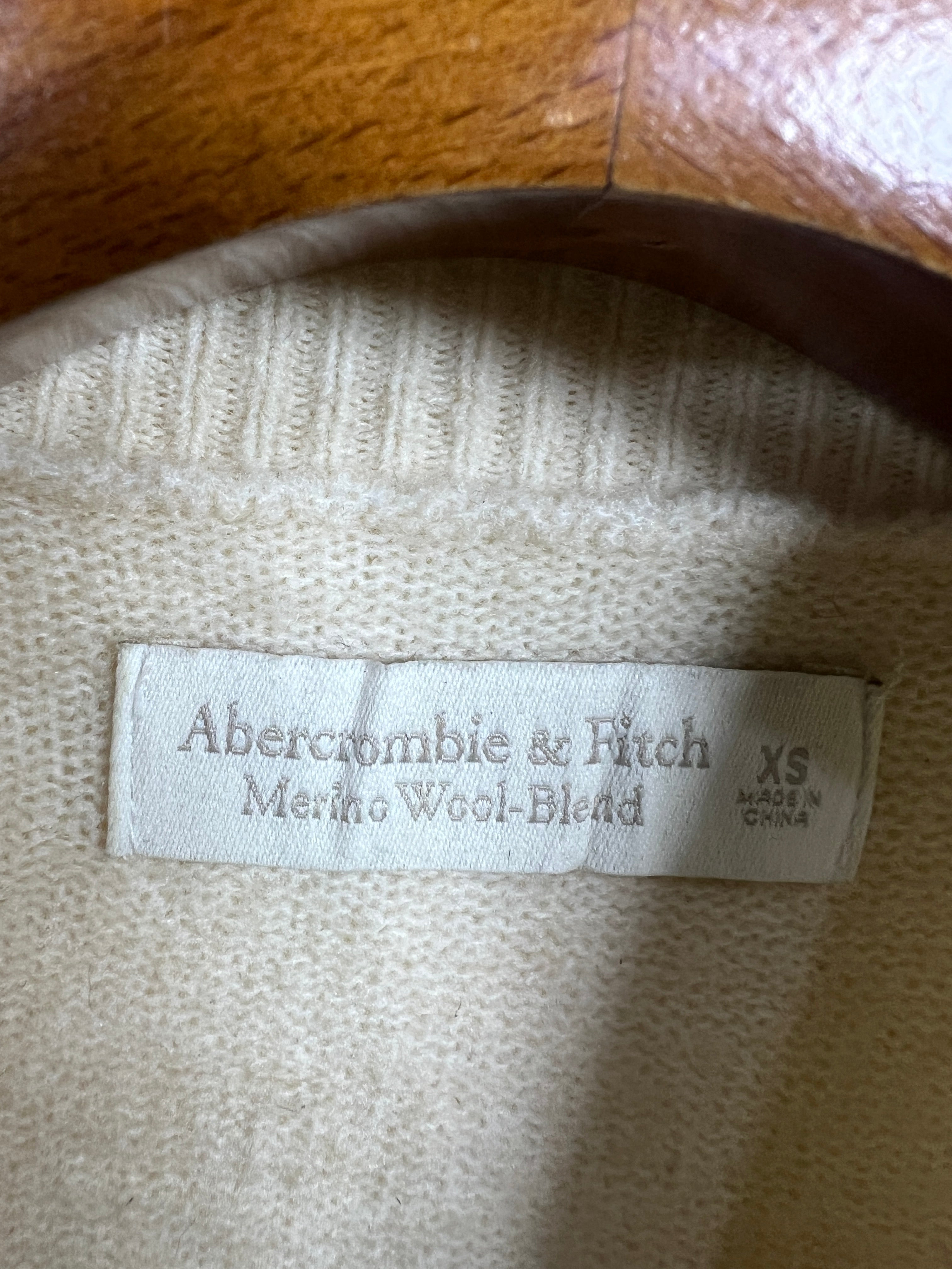 Abercrombie & Fitch Mockneck Sweater (Women) (Small)