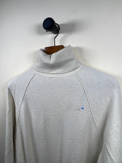 Liz Claiborne Turtle Neck Sweater (Women) (Small-Medium)